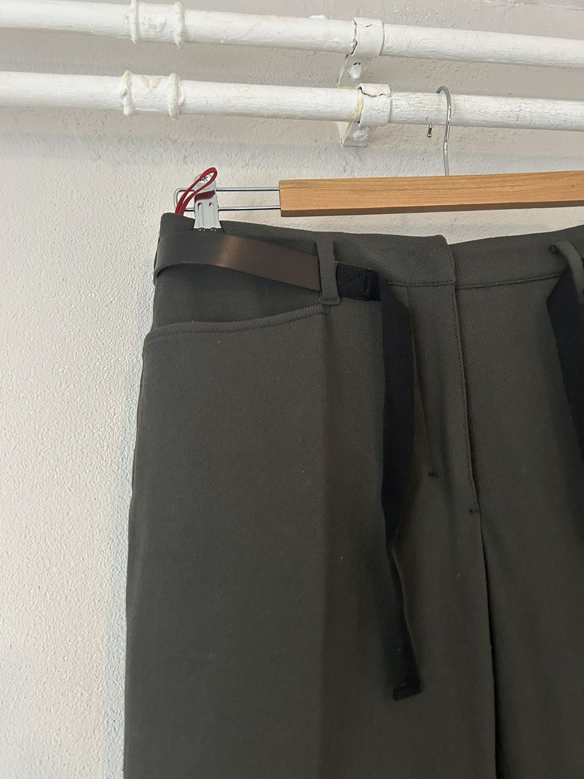 Prada Belted Green Pants with Red Logo Tab Size US 28 / EU 44 - 3 Thumbnail