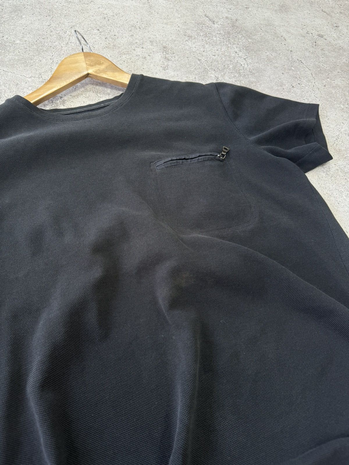 Prada Prada Vintage Red Tab Pocket Tee Size US M / EU 48-50 / 2 - 6 Thumbnail