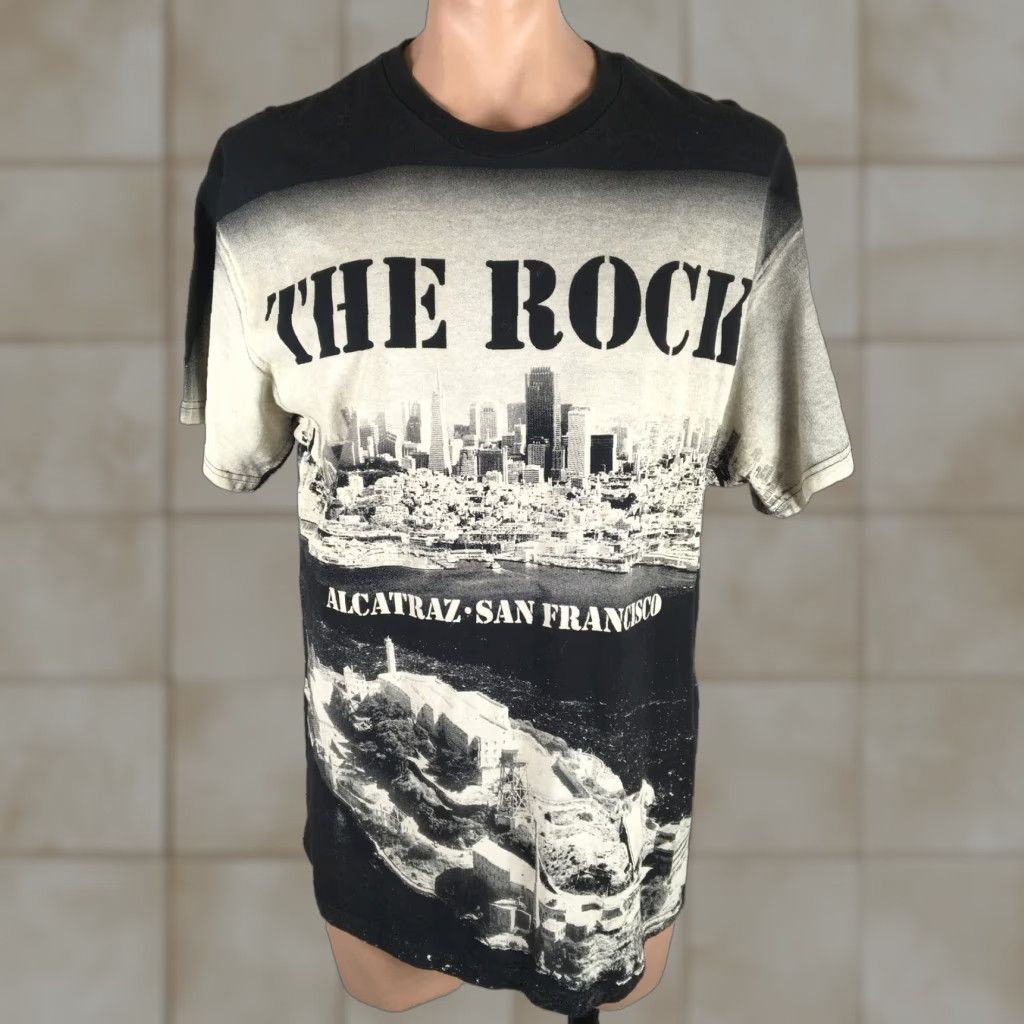 VINTAGE Delta The Rock Alcatraz San Francisco T-Shirt Large All Over Print AOP Tee XL Men Logo 90s City Short Sleeve Crew Neck Cotton Multicolor Knit