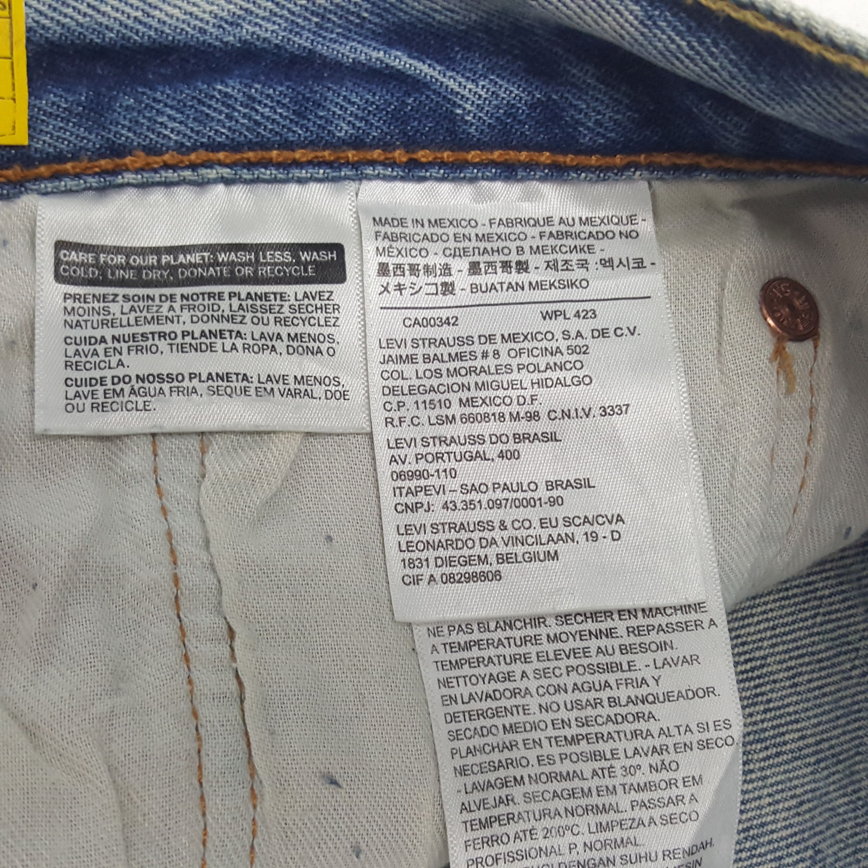 Levi's × Vintage Vintage Levi's 501 Distressed Style Denim Jeans Size US 32 / EU 48 - 14 Thumbnail