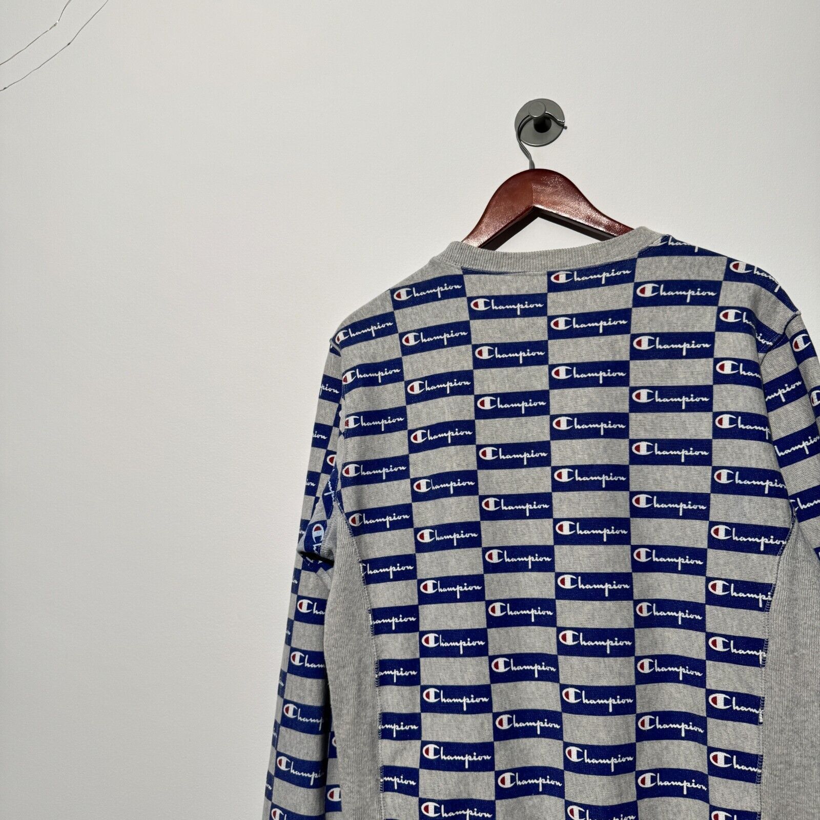 Champion × Vintage Vintage Champion Unisex Gray Cotton Crewneck Size M 90s Size US M / EU 48-50 / 2 - 13 Thumbnail