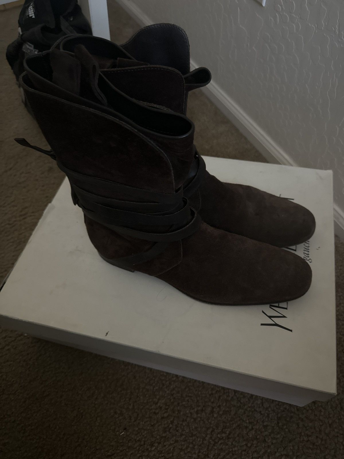 Yves Saint Laurent Yves Saint Laurent Suede Boots Size US 11 / EU 44 - 1 Thumbnail