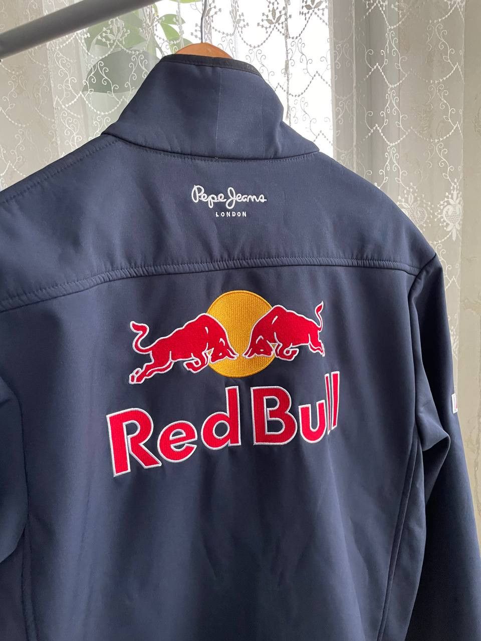 Pepe Jeans × Red Bull RED BULL F1 RACING GEOX JACKET Size US M / EU 48-50 / 2 - 1 Thumbnail