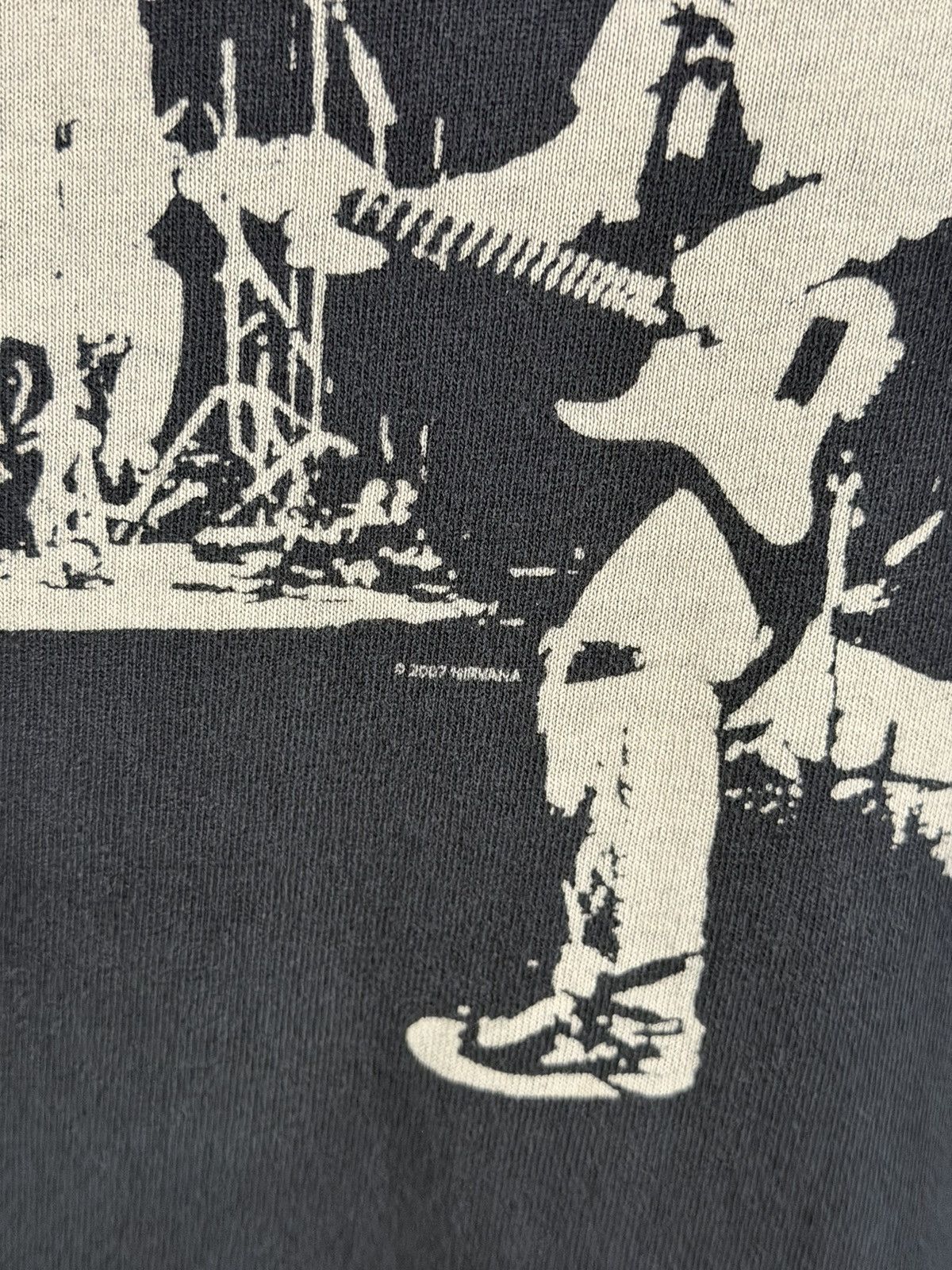 Band Tees 2007 Vintage Nirvana Kurt Cobain Muddy Banks Fade Band Tee L Size US L / EU 52-54 / 3 - 3 Thumbnail
