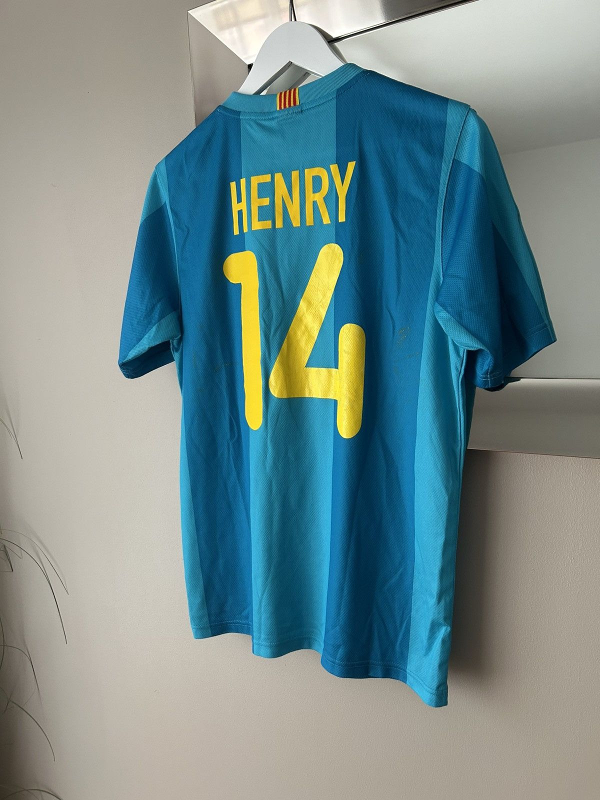 Nike FC Barcelona Nike Jersey | Thierry Henry #14 | Size S Size US S / EU 44-46 / 1 - 7 Thumbnail