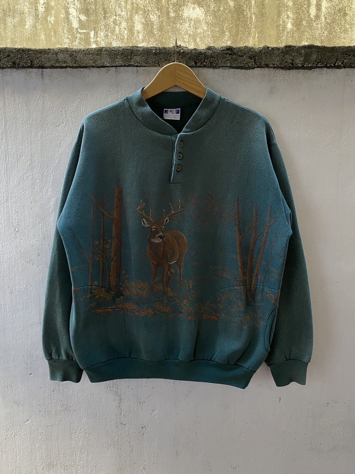 Japanese Brand Graphic Animal 'Deer' Half Button Fleece Crewneck Size US M / EU 48-50 / 2 - 2 Thumbnail