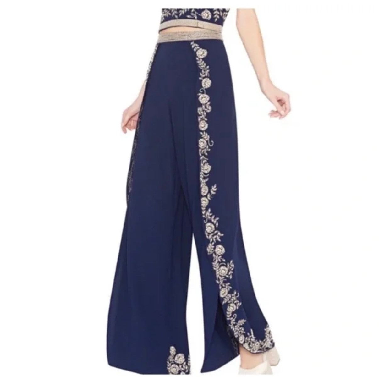 Alice + Olivia 0262 Alice + Olivia Beaded Pearl Floral Wide Leg Size 2 Size 26" / US 2 / IT 38 - 1 Thumbnail
