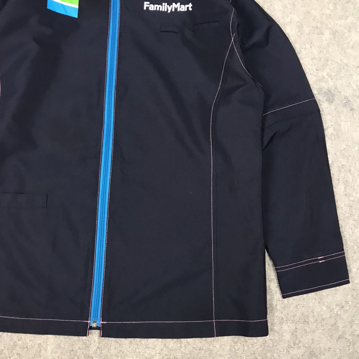 Japanese Brand Family Mart Uniform Japan zip jacket Size US M / EU 48-50 / 2 - 4 Thumbnail