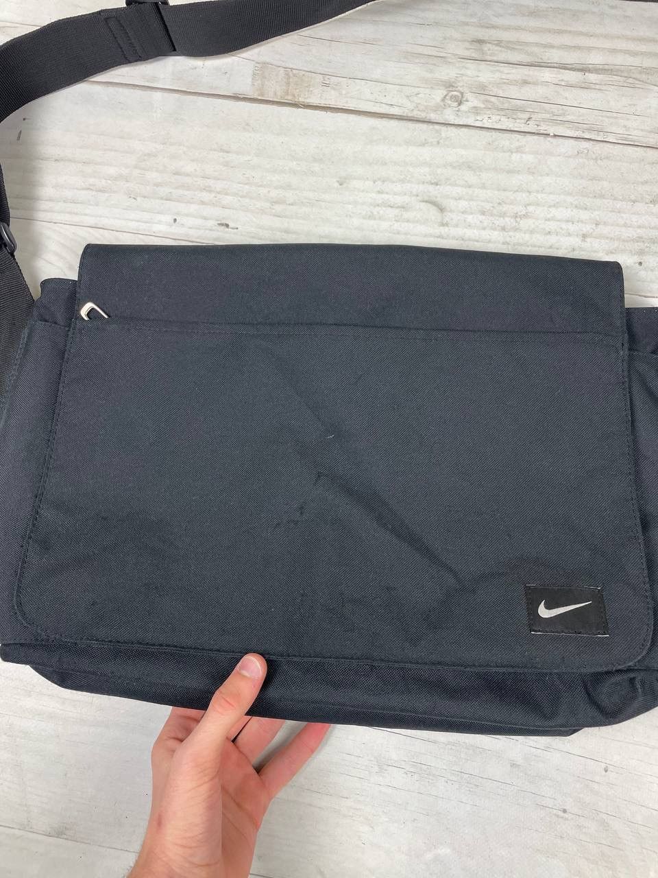 Nike Vintage Nike Messenger Bag 00s Shoulders Y2K Size ONE SIZE - 5 Thumbnail