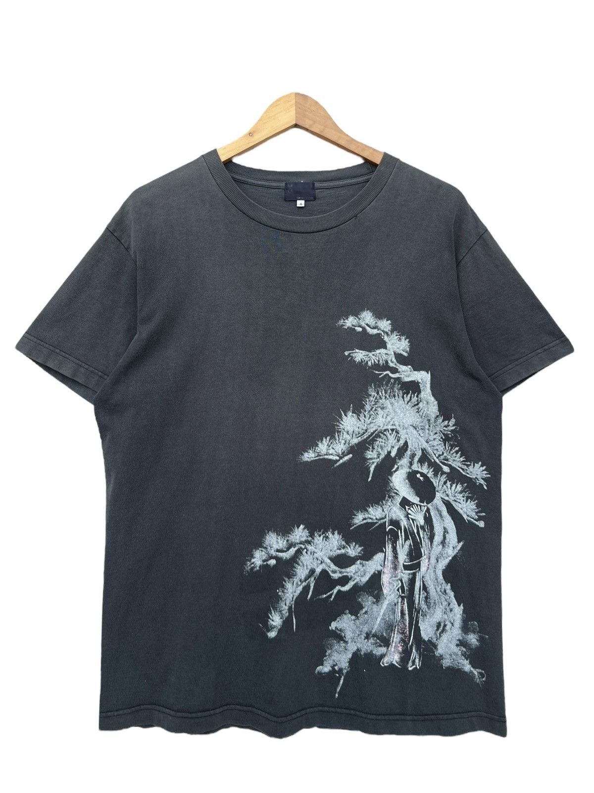 Vintage Vintage Takeo Kikuchi Samurai Sakura Sunfaded Black Tees Size US M / EU 48-50 / 2 - 1 Thumbnail