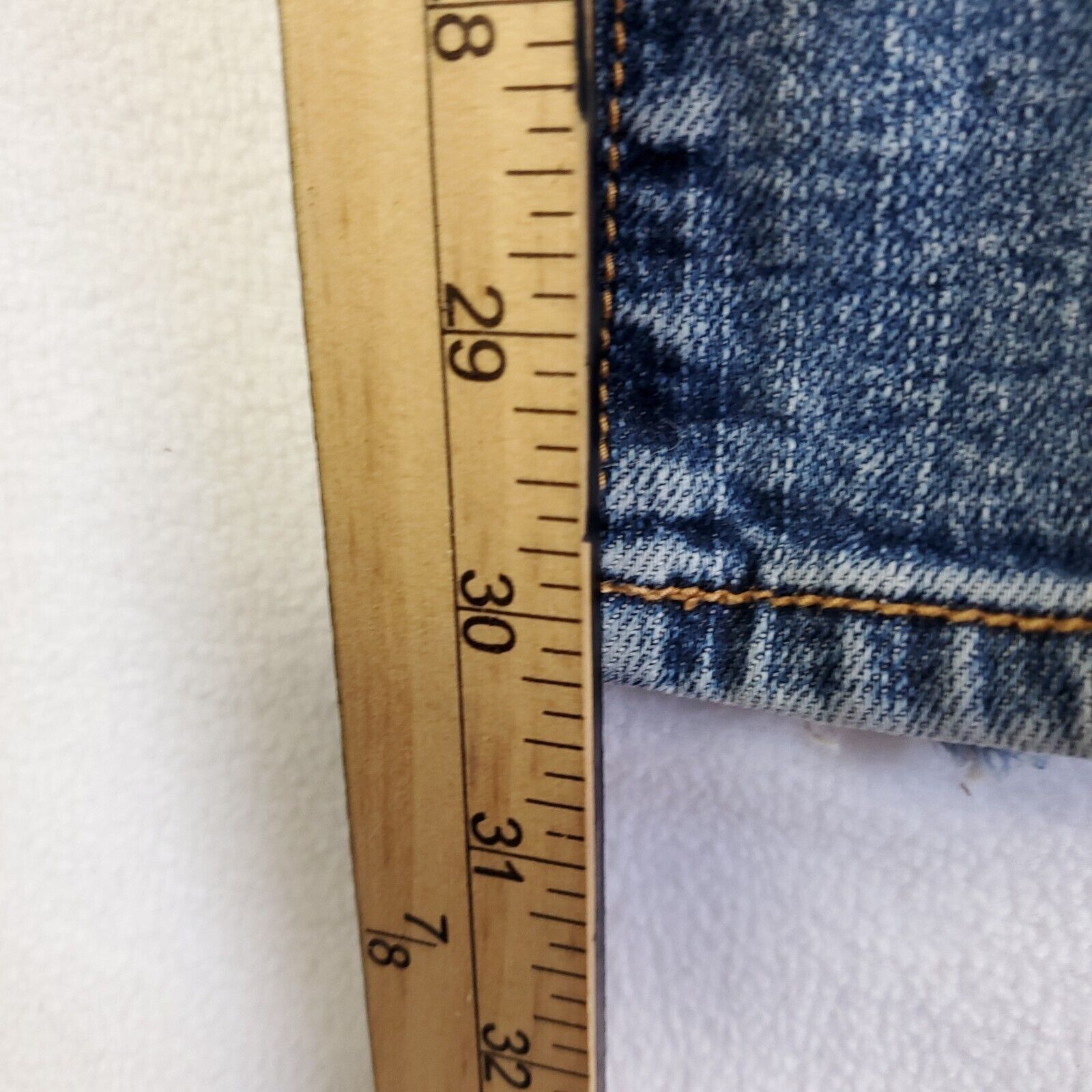 Old Navy Old Navy Jeans Womens 14 Dreamer Relaxed Bootcut Mid Rise Size 36" / US 14 / IT 50 - 4 Thumbnail
