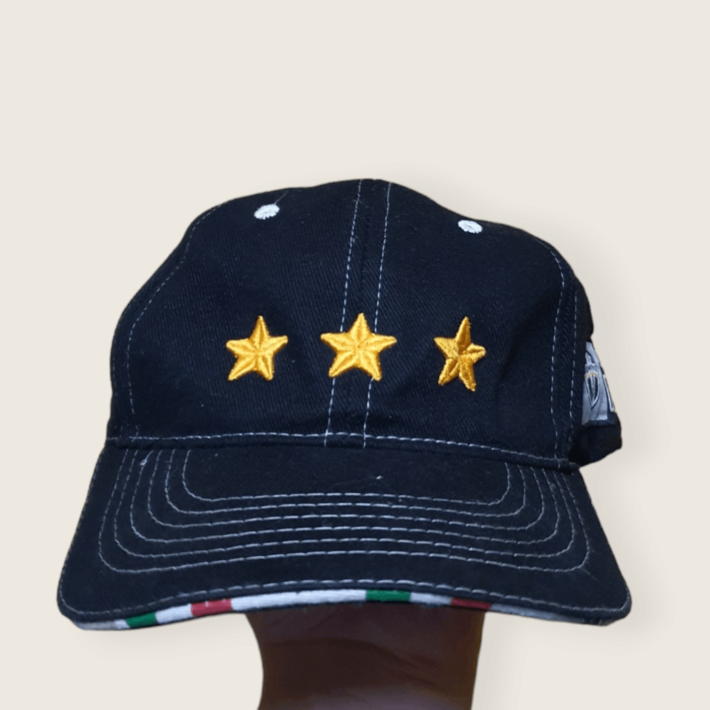 Vintage Juventus Vintage Club DOC Hat Size ONE SIZE - 1 Thumbnail