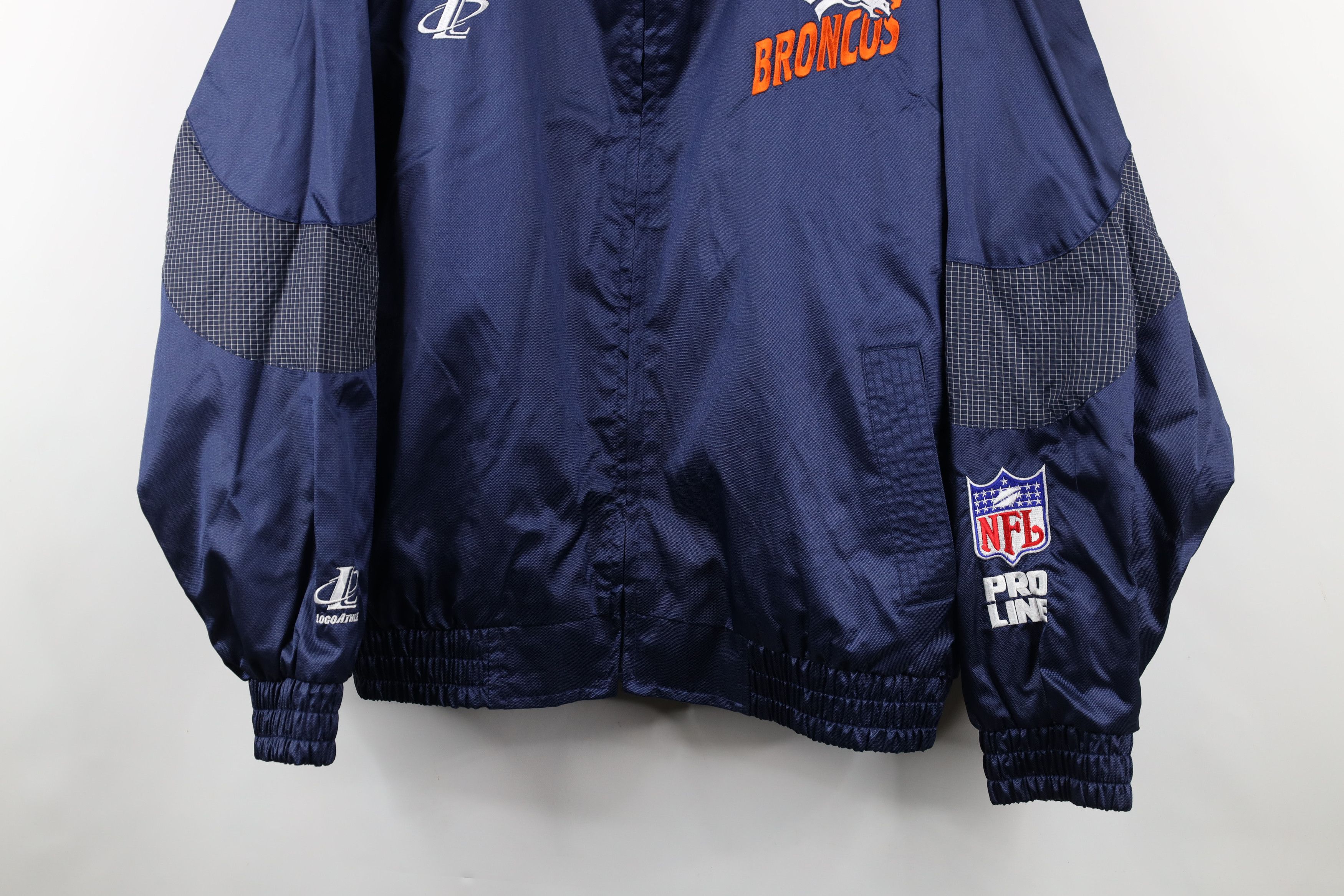 Vintage Vintage 90s NFL Pro Line Denver Broncos Football Jacket Size US L / EU 52-54 / 3 - 3 Thumbnail