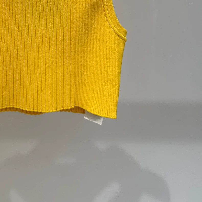 Louis Vuitton Louis Vuitton SS23 Solid knit sleeveless camisole vest Size S / US 4 / IT 40 - 4 Thumbnail