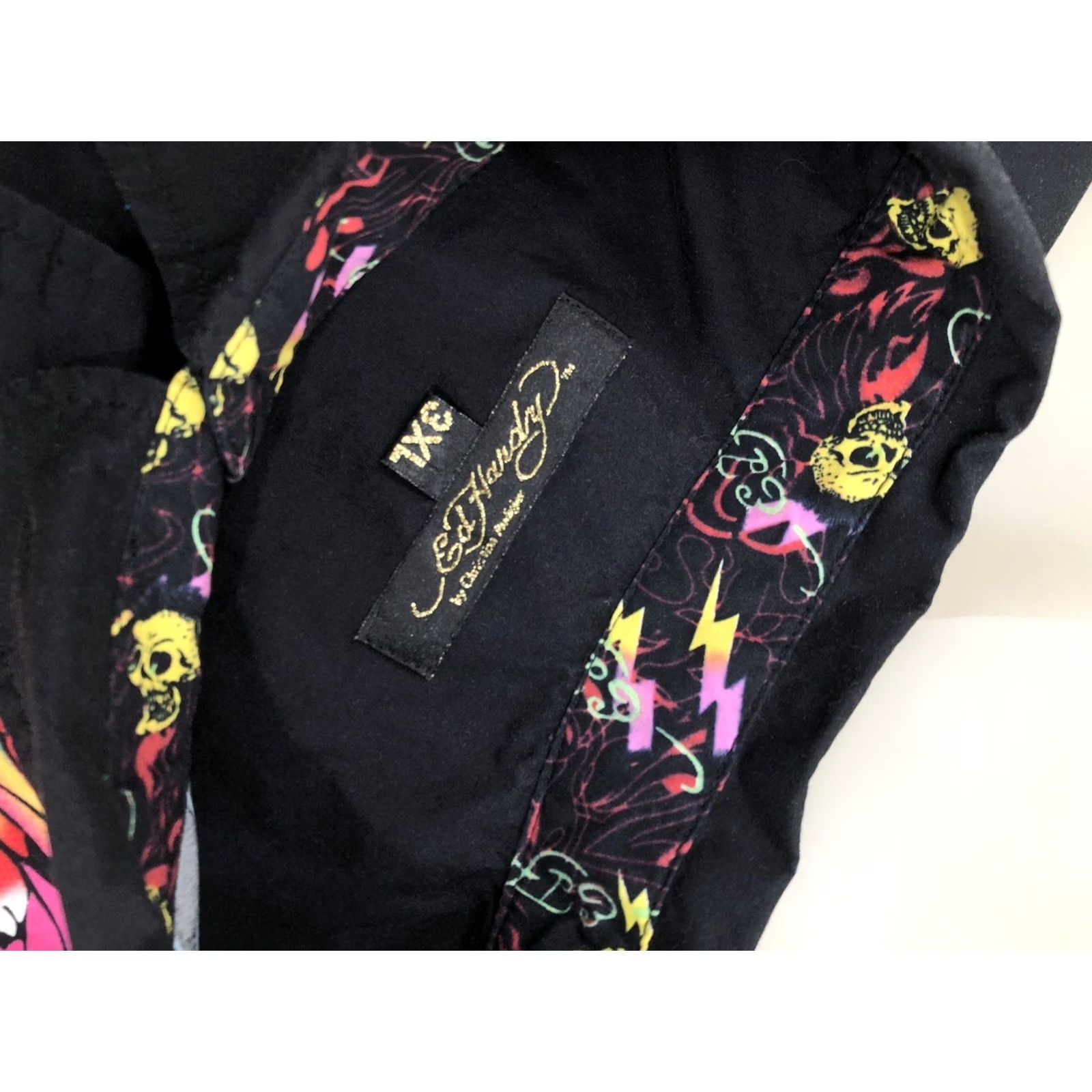 Ed Hardy ED HARDY / AUDIGIER BIG SKULLS Embroidered Signature Mens 3XL Shirt Redacted? Size US XXL / EU 58 / 5 - 7 Thumbnail