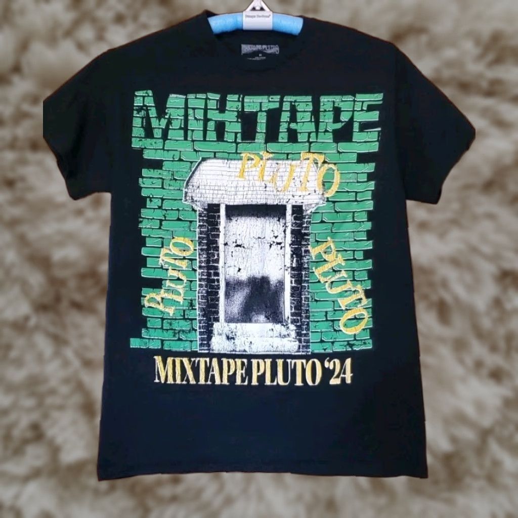 Mixtape Pluto T-Shirt Men Black Medium Official Tag Label Pluto Music Band Shirt Regular Fit M Mens