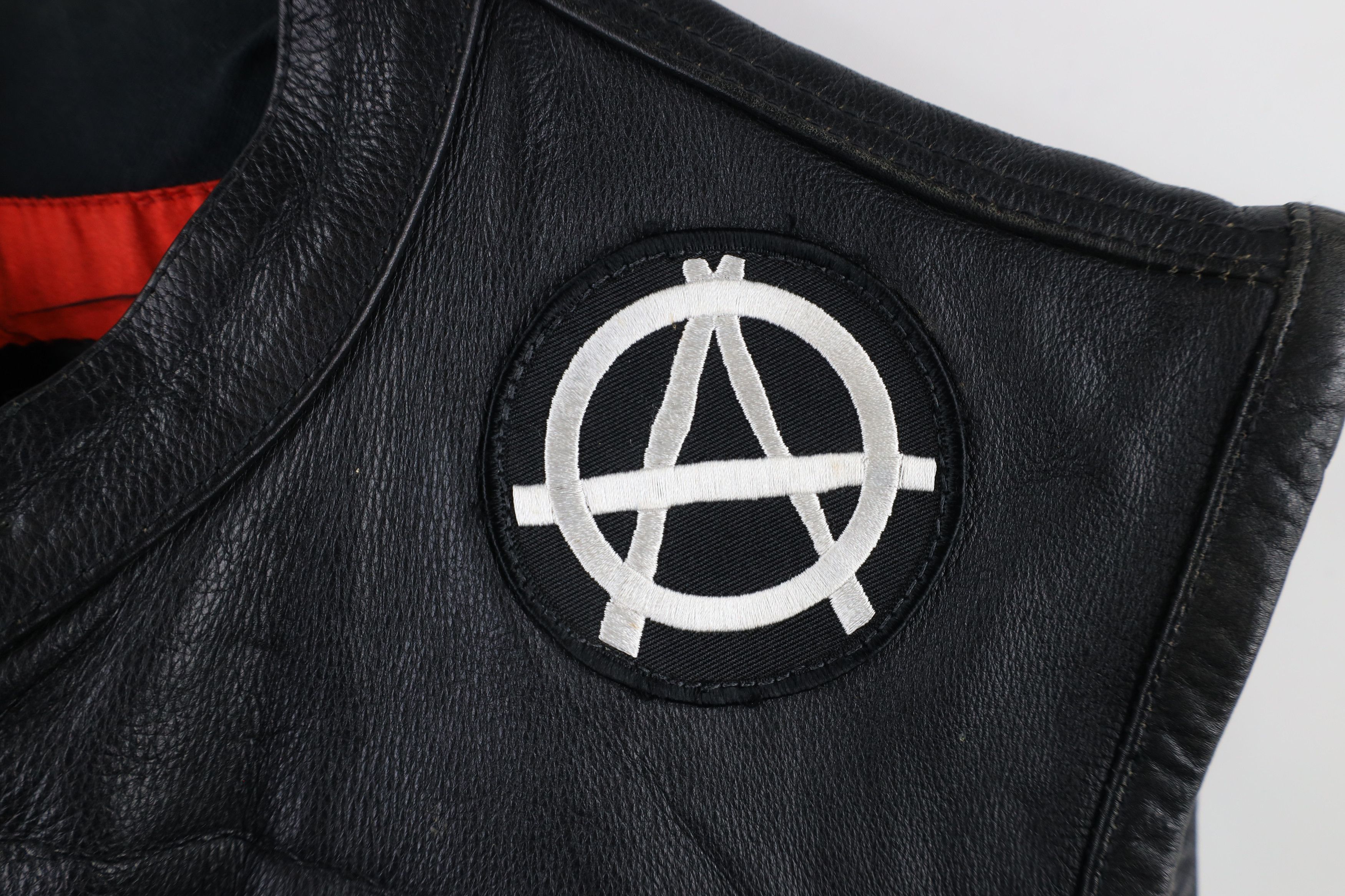 Vintage Vintage 90s Streetwear Brotherhood of Bikers Leather Vest Size US XL / EU 56 / 4 - 4 Thumbnail