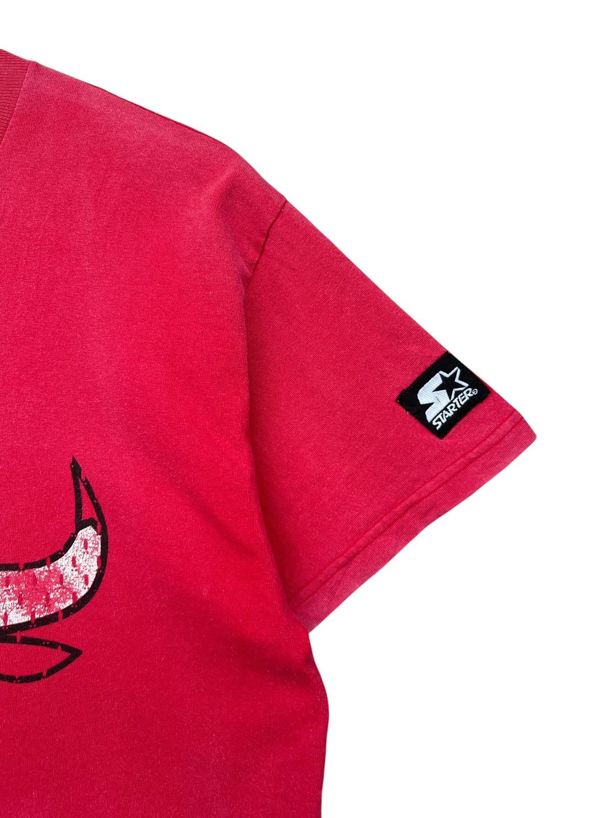 NBA Vintage 90s Chicago Bulls Distressed Sunfaded Red Tees Size US M / EU 48-50 / 2 - 3 Thumbnail