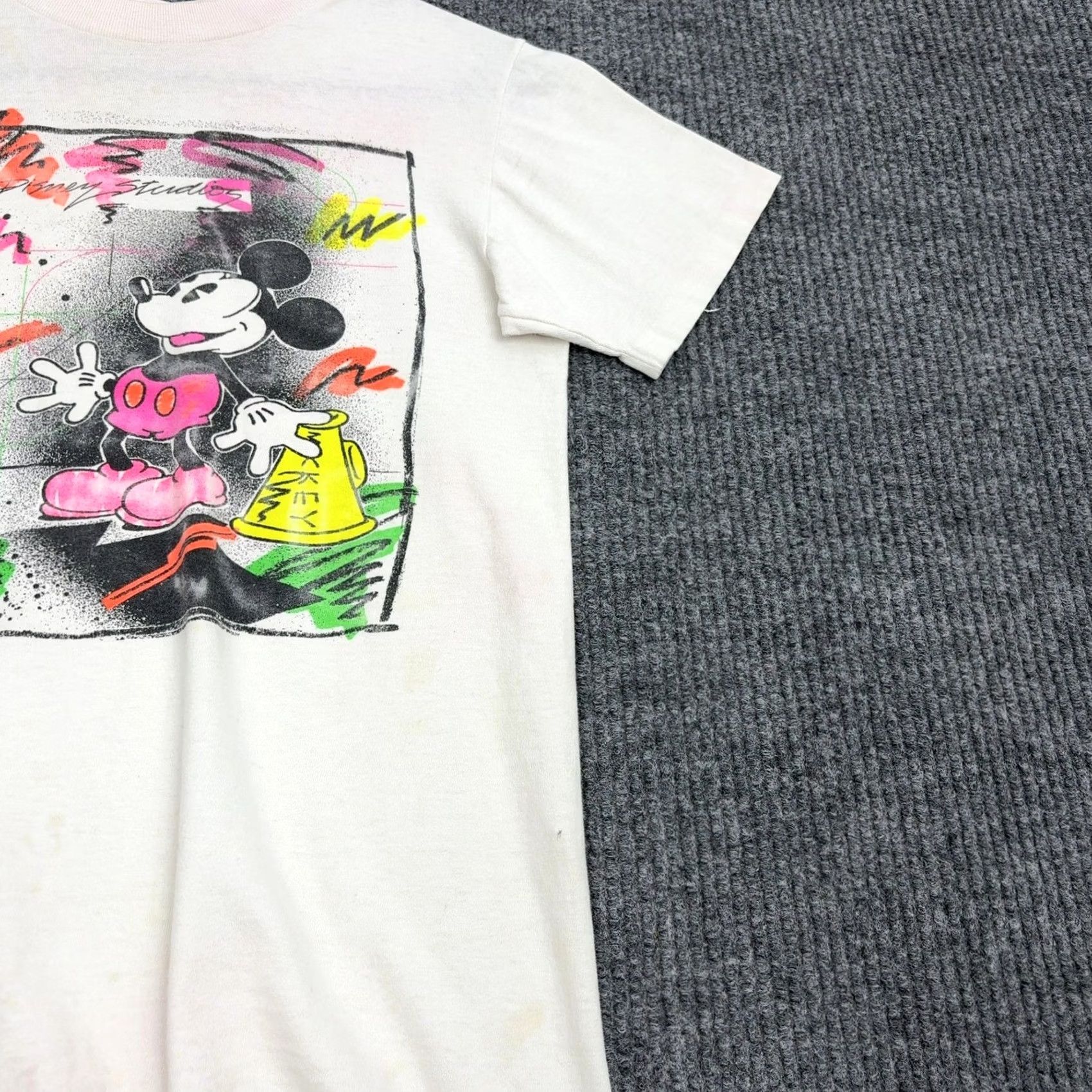 Disney VINTAGE Disney Mickey Mouse T Shirt Adult S White Cotton 90s Graphic Print Size US S / EU 44-46 / 1 - 3 Thumbnail
