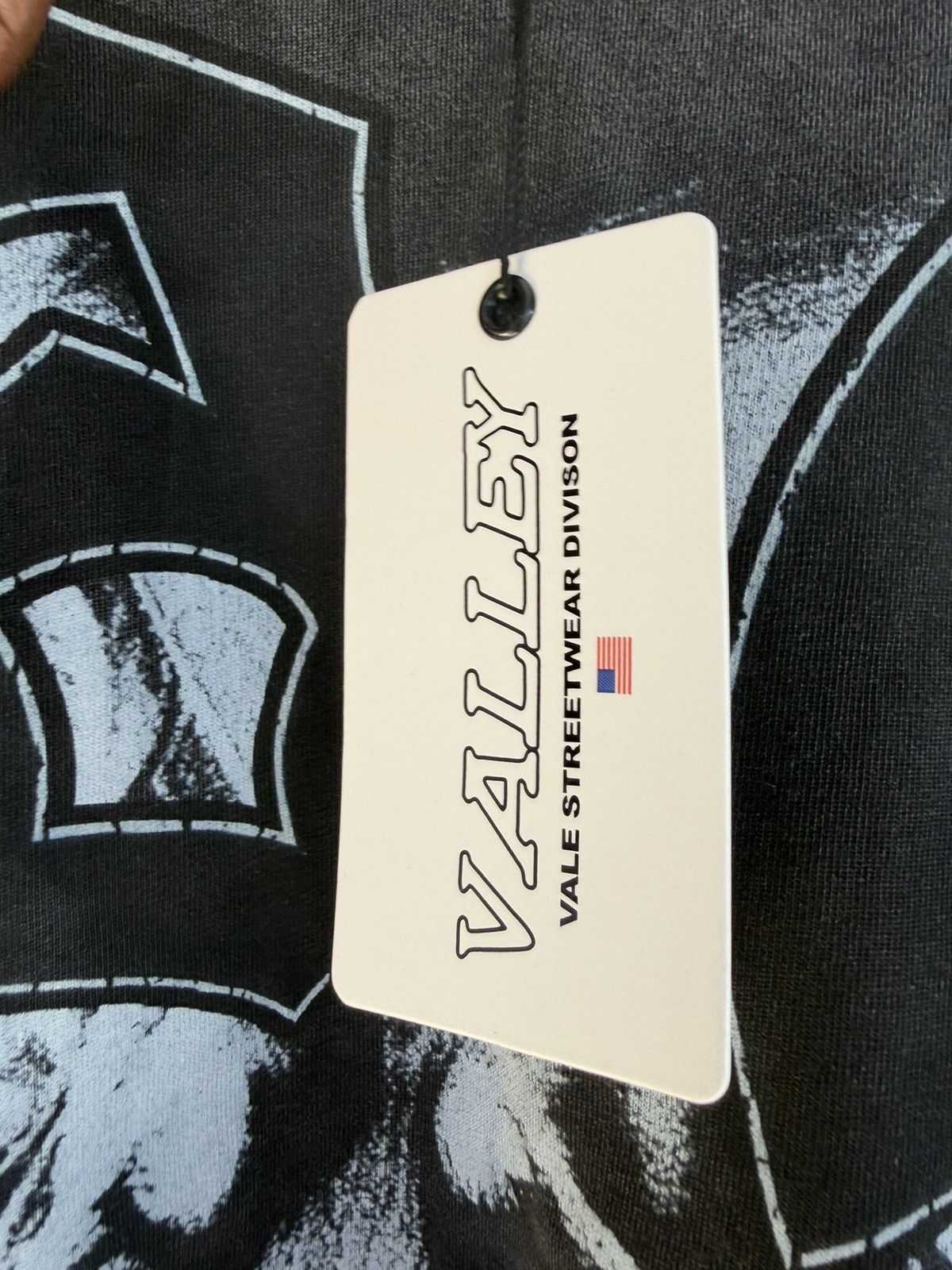 Vale Vale Forever "Monochrome" L/S Tee Black Size US XL / EU 56 / 4 - 2 Thumbnail