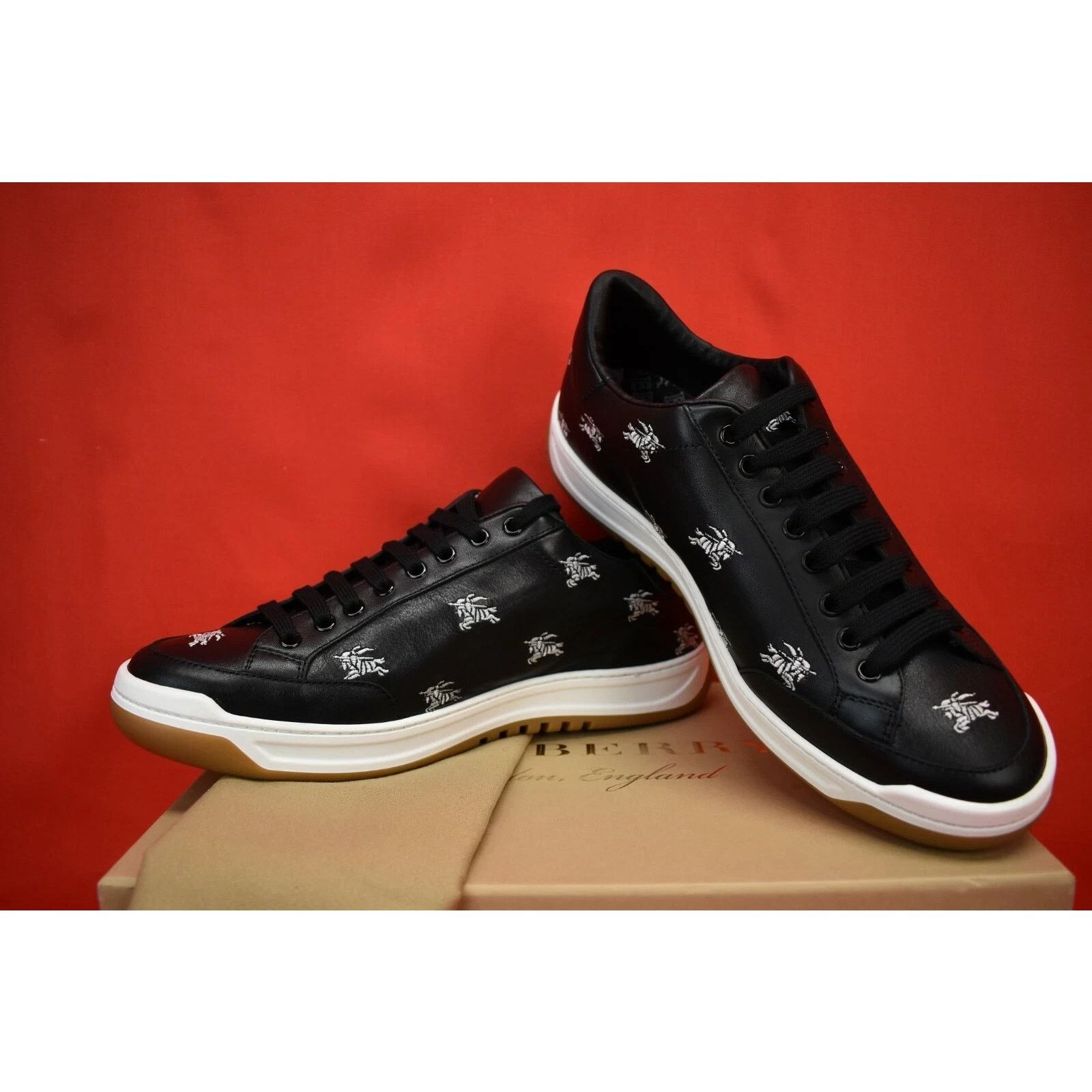 Burberry NIB BURBERRY TIMSBURY KNIGHTS BLACK LEATHER SNEAKERS 44 ITAL Size US 11 / EU 44 - 8 Thumbnail