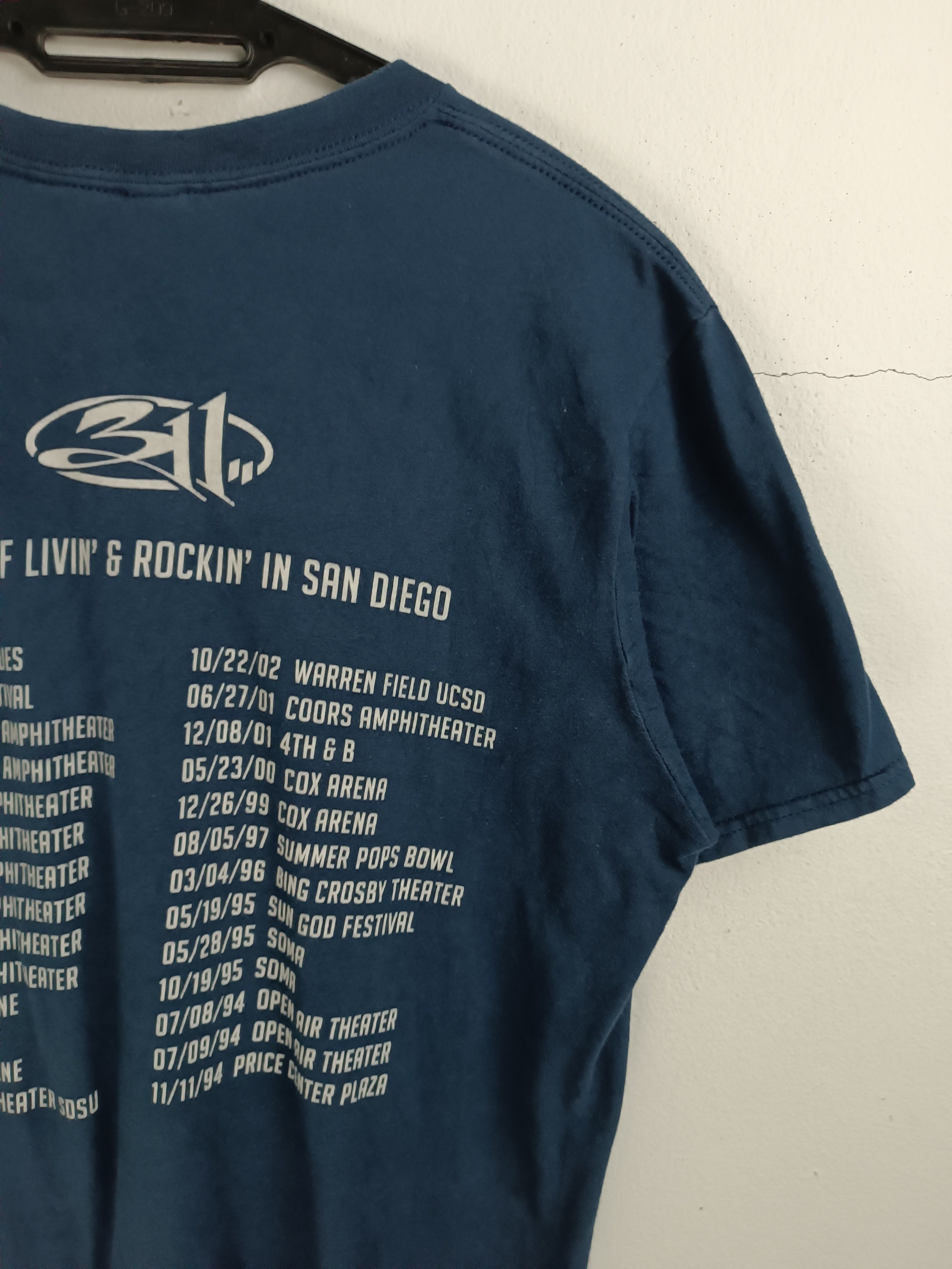 Band Tees VINTAGE 311 SAN DIEGO TOUR LIST punk sublime nofx greenday Size US M / EU 48-50 / 2 - 12 Thumbnail
