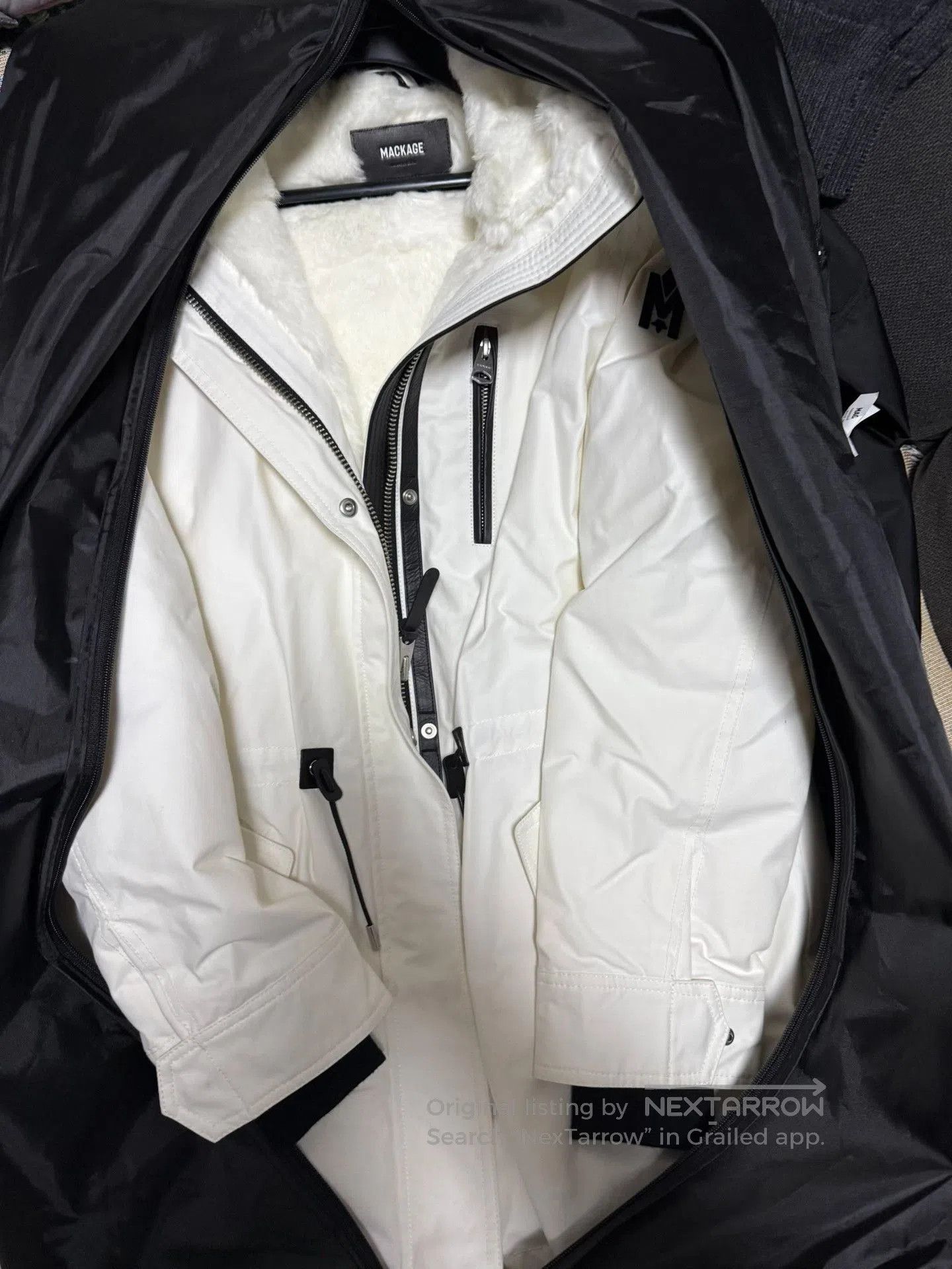 Mackage Mackage Women's White Fox Fur Down Jacket. Size S / US 4 / IT 40 - 7 Thumbnail