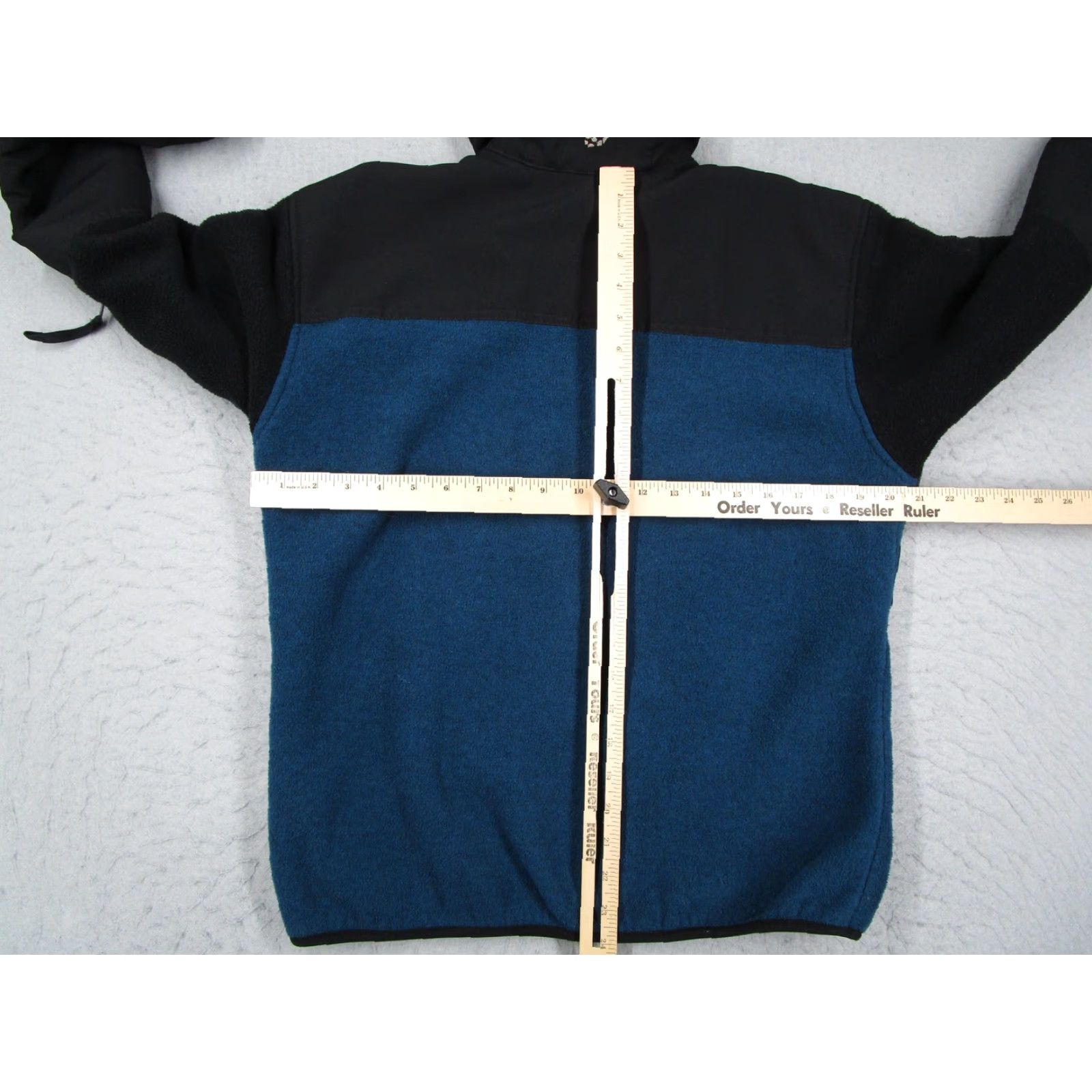 Mountain Hardwear VINTAGE Mountain Hardwear Fleece Jacket Womens 10 Blue Black Full Zip Made in USA Hiking Size L / US 10 / IT 46 - 6 Thumbnail