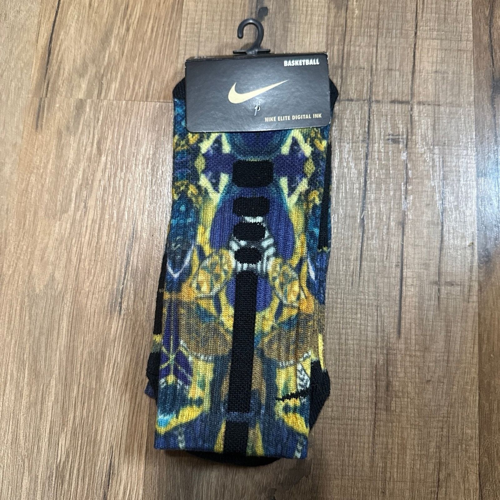 Nike 2014 Nike Kobe Elite Digital Ink Basketball Crew Socks Size ONE SIZE - 1 Thumbnail