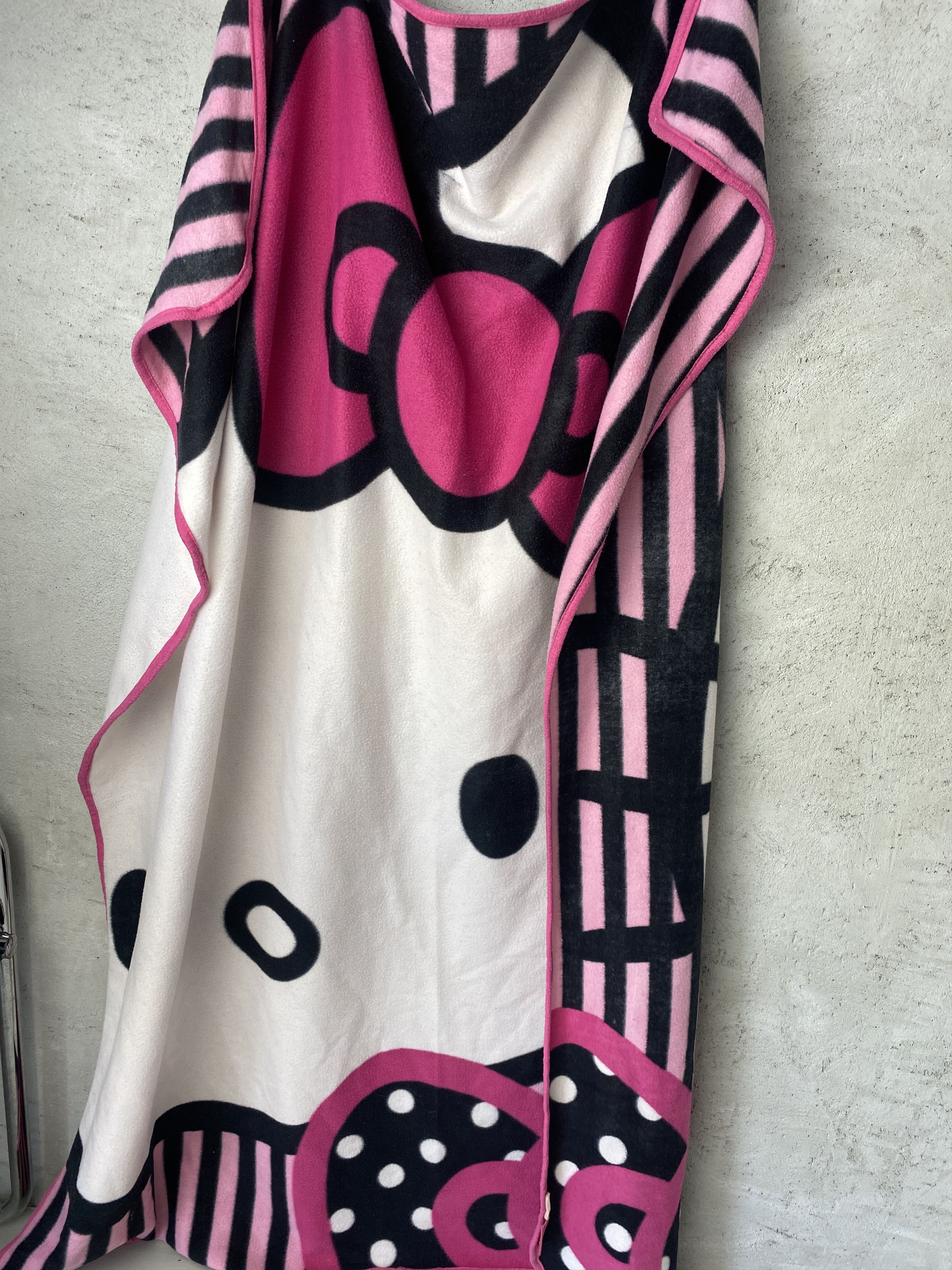 Other Hello Kitty Sanrio polyester blanket y2k 00s Size ONE SIZE - 1 Thumbnail