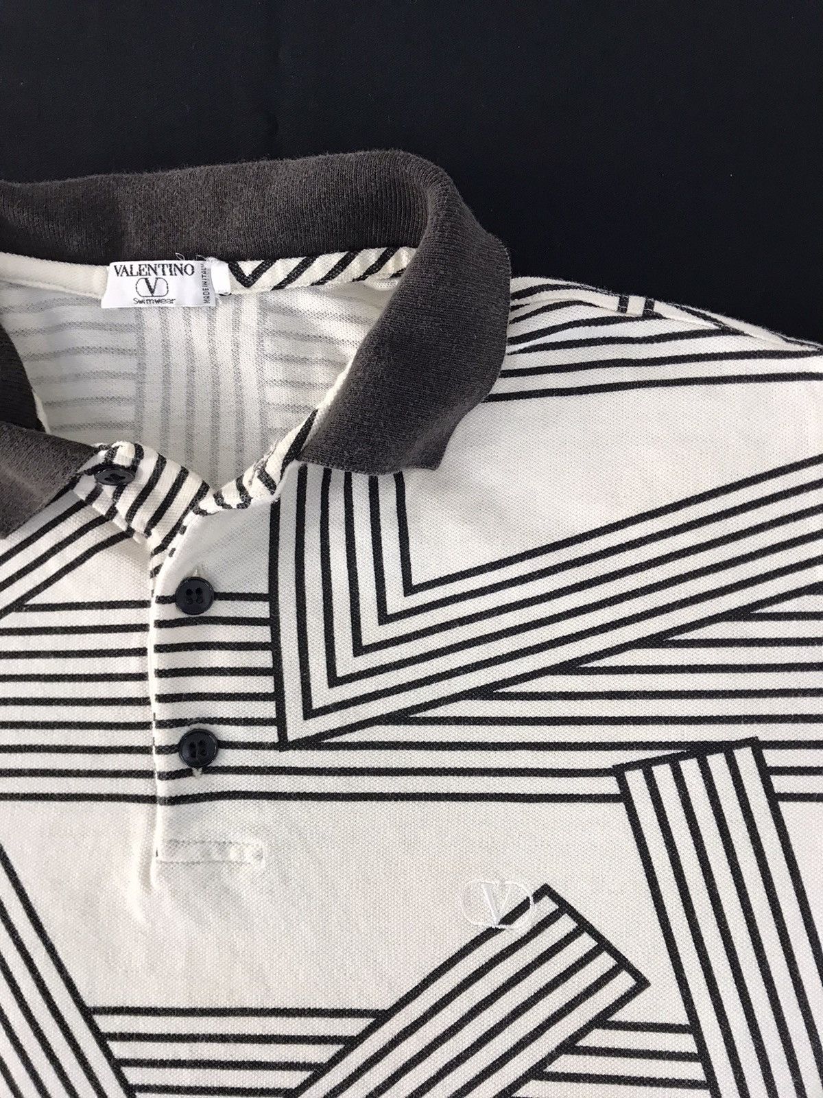 Valentino Valentino Swimwear Made In Italy Longsleeve Polo Printed Size US L / EU 52-54 / 3 - 4 Thumbnail