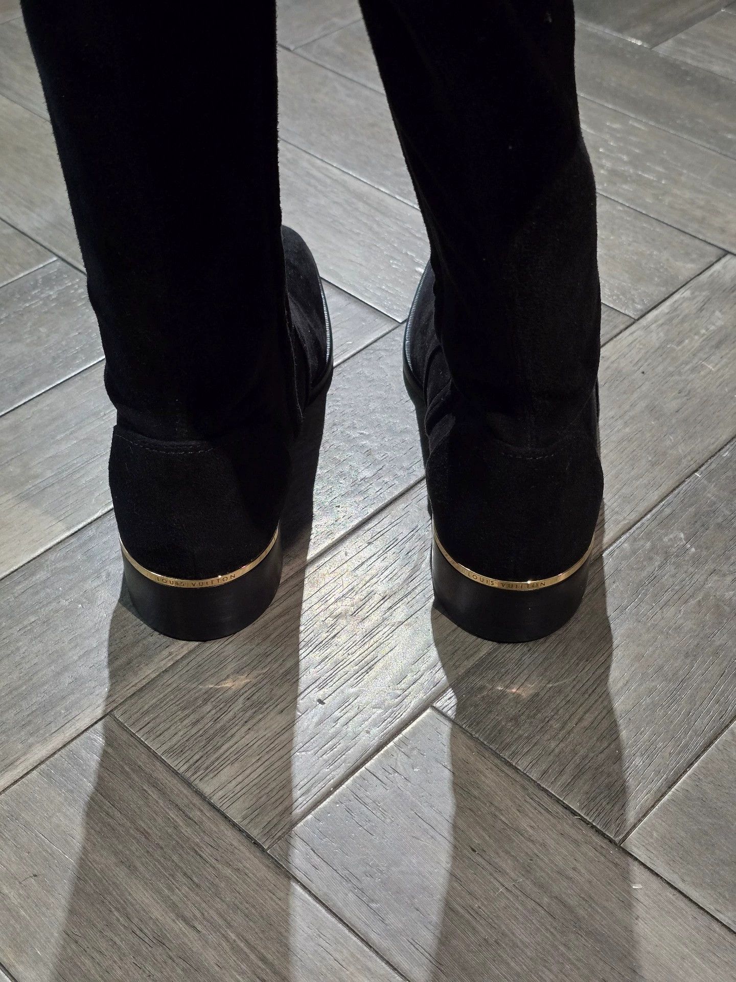 Louis Vuitton Louis Vuitton black suede side-zip over-the-knee boots Size US 8 / IT 38 - 5 Thumbnail