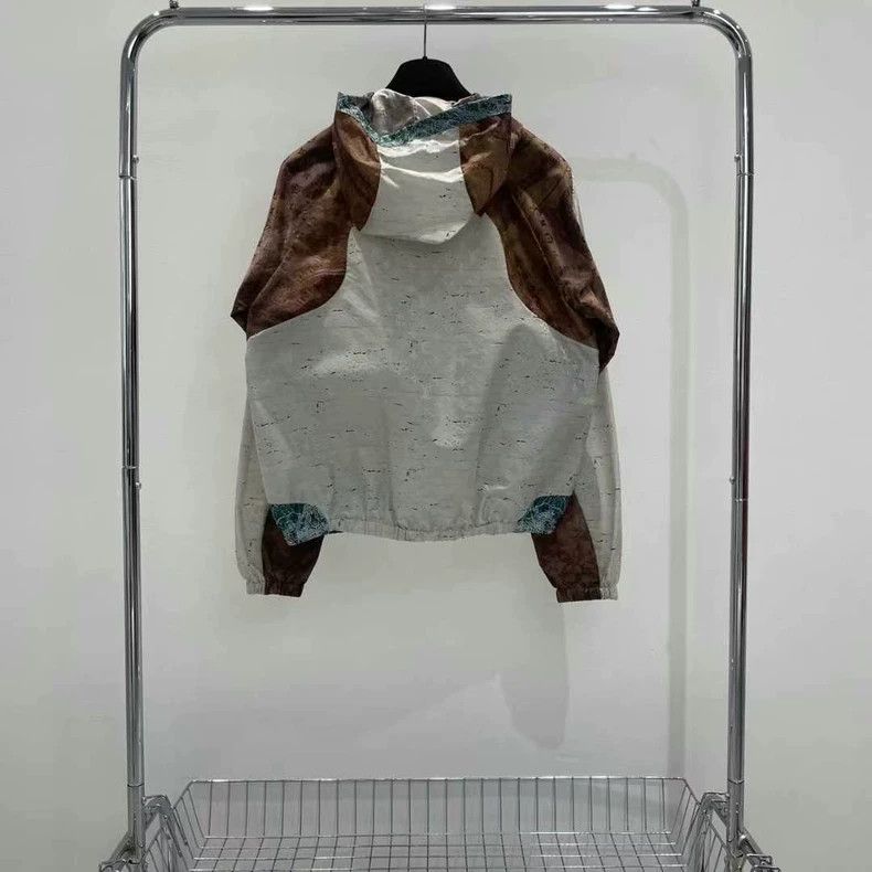 Louis Vuitton Louis Vuitton Marble full logo assault jacket Size US M / EU 48-50 / 2 - 2 Thumbnail