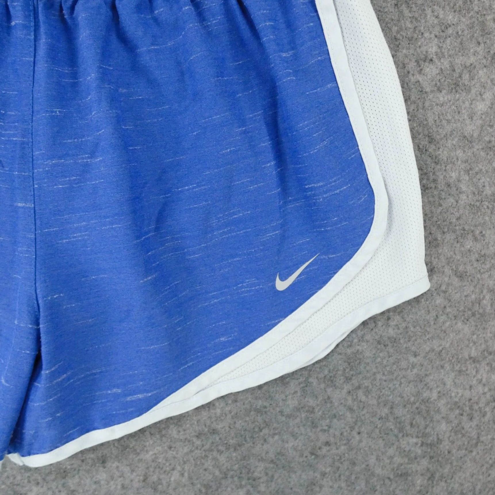 Nike Nike Shorts Womens Medium Blue White Lined Elastic Waist Running Dri-Fit Size 26" / US 2 / IT 38 - 4 Thumbnail