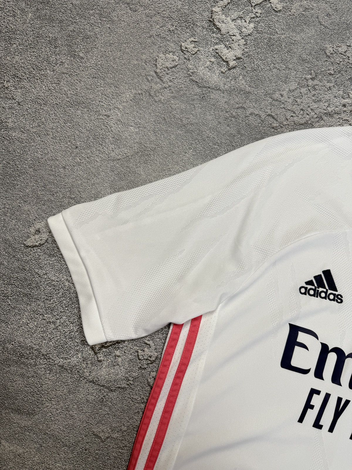 Adidas Adidas Real Madrid Home Soccer Jersey T-Shirt Size US M / EU 48-50 / 2 - 5 Thumbnail