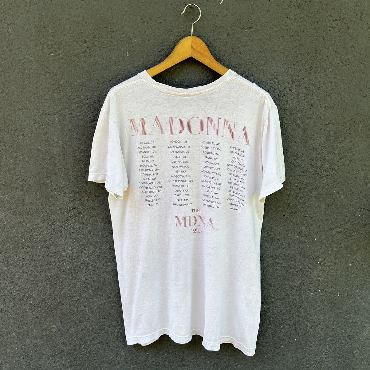 Band Tees Thrashed Vintage Madonna Band Tee Size US M / EU 48-50 / 2 - 3 Thumbnail