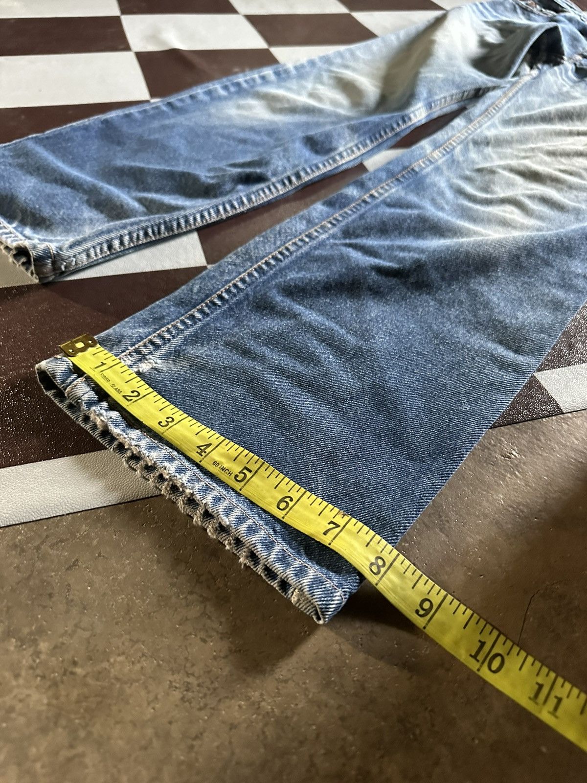 Levi's Vintage Levi’s 505-0217 top button 359 blue denim jeans Size US 26 / EU 42 - 14 Thumbnail