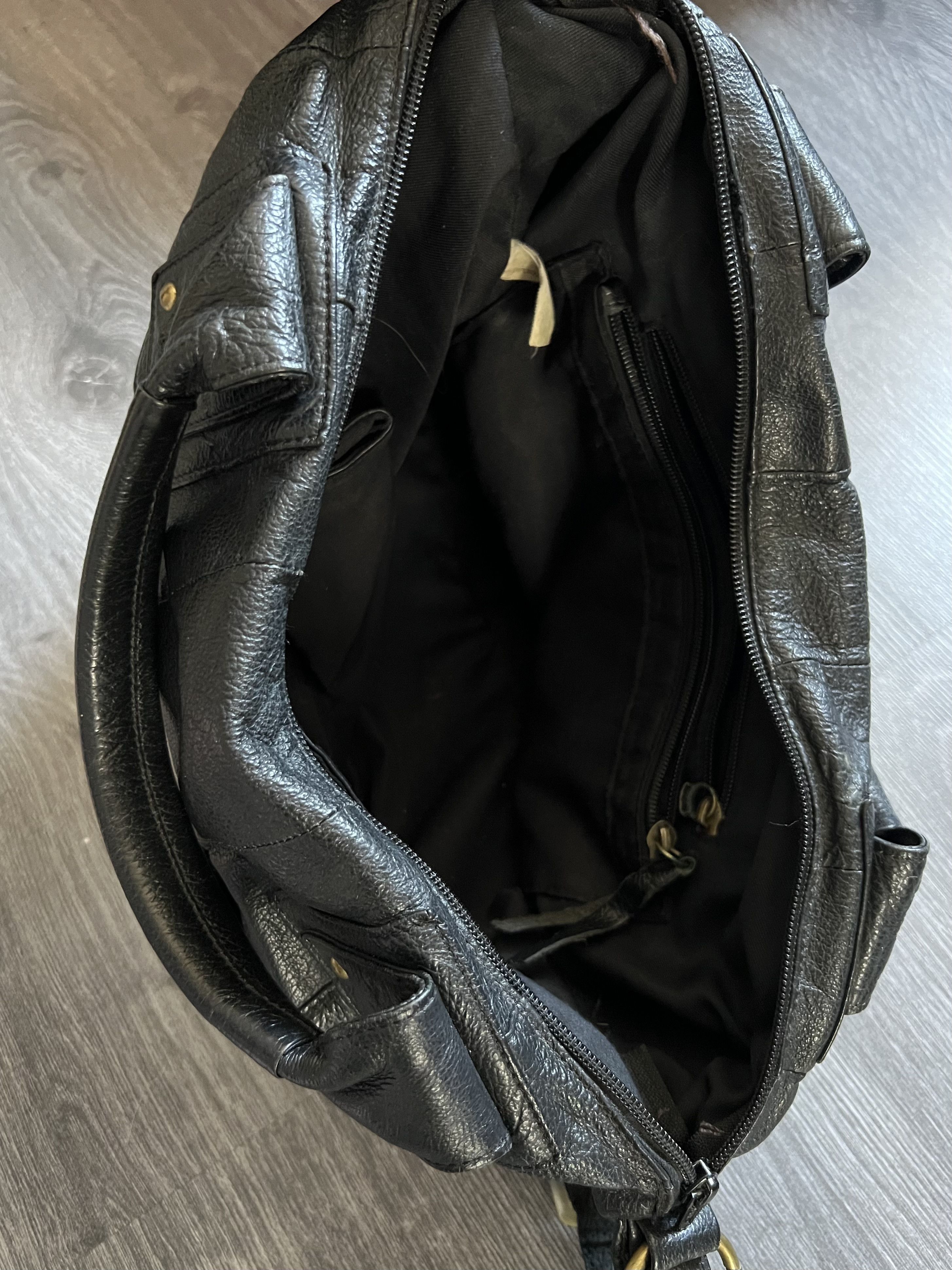 Vintage Vintage Black Genuine Leather Tote Bag Textured Leather Size ONE SIZE - 8 Thumbnail