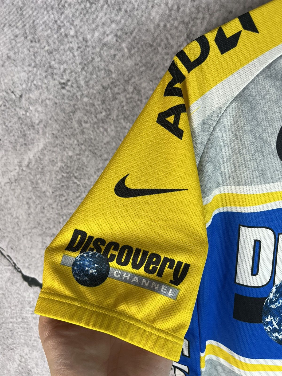 Nike NIKE DISCOVERY CHANNEL PRO CYCLING TEAM JERSEY Size US L / EU 52-54 / 3 - 4 Thumbnail