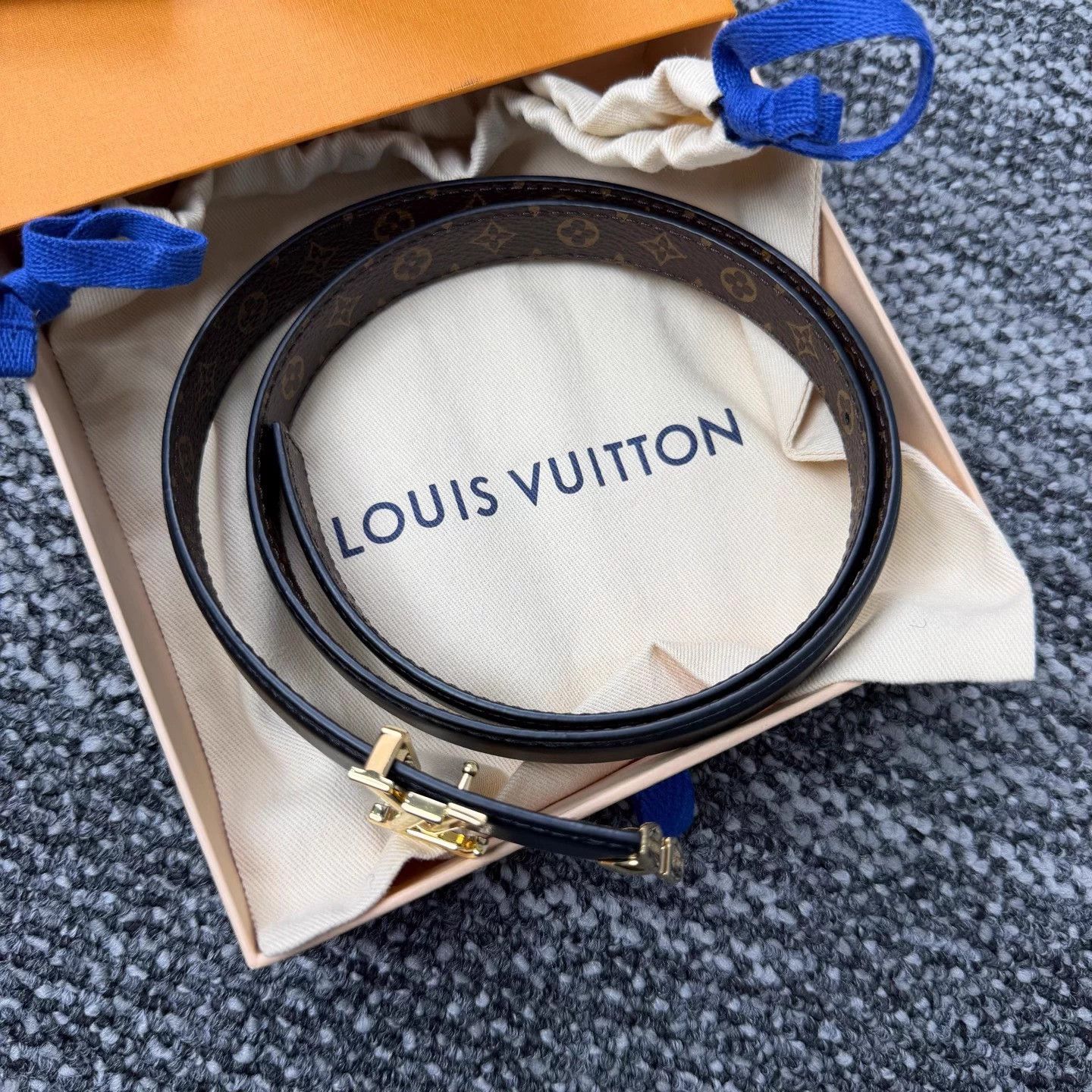 Louis Vuitton LV Initiales Monogram Double-Sided Belt 75 Size ONE SIZE - 2 Thumbnail