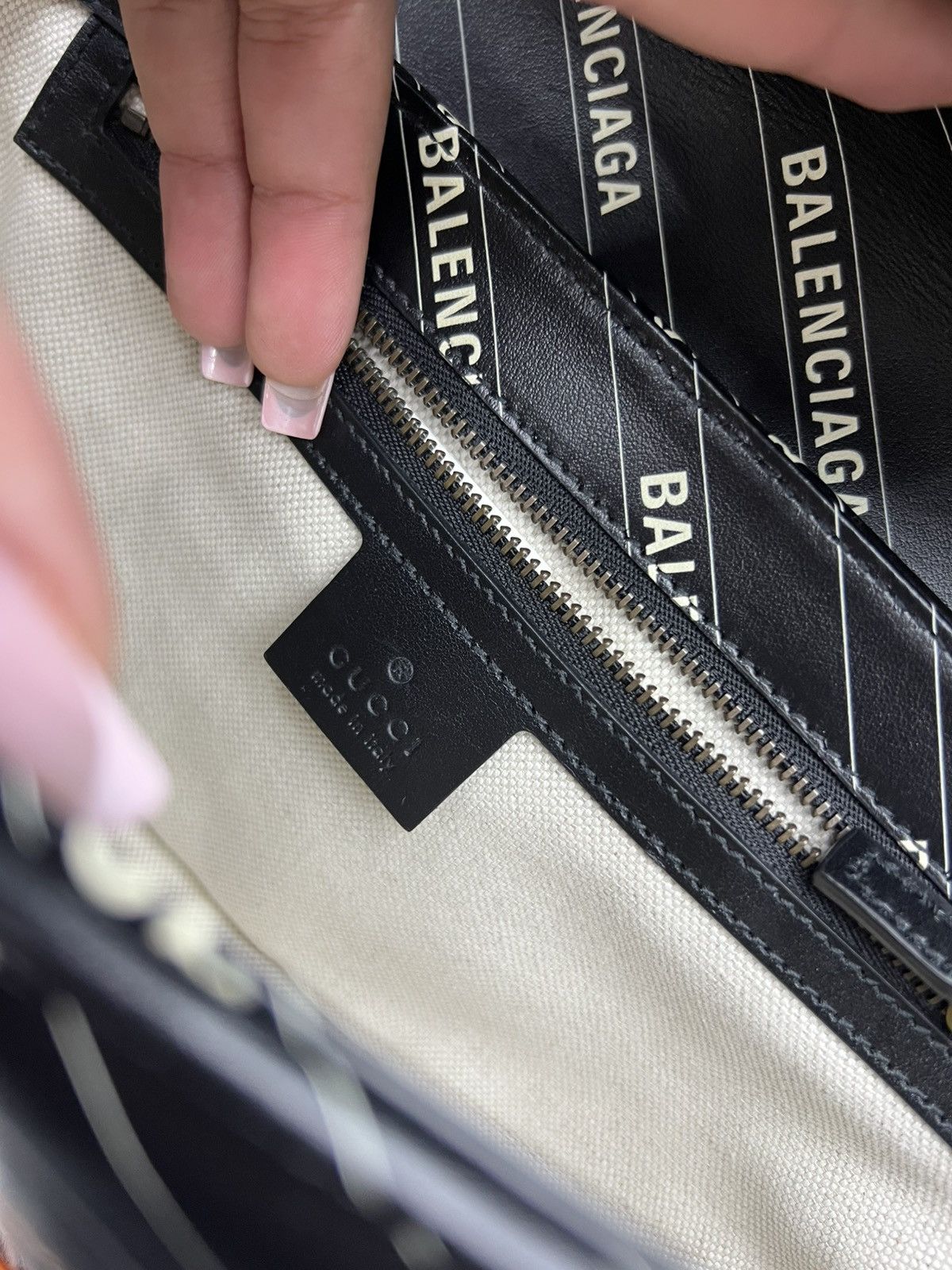 Gucci Gucci x Balenciaga “The Hacker Project” Size ONE SIZE - 6 Thumbnail