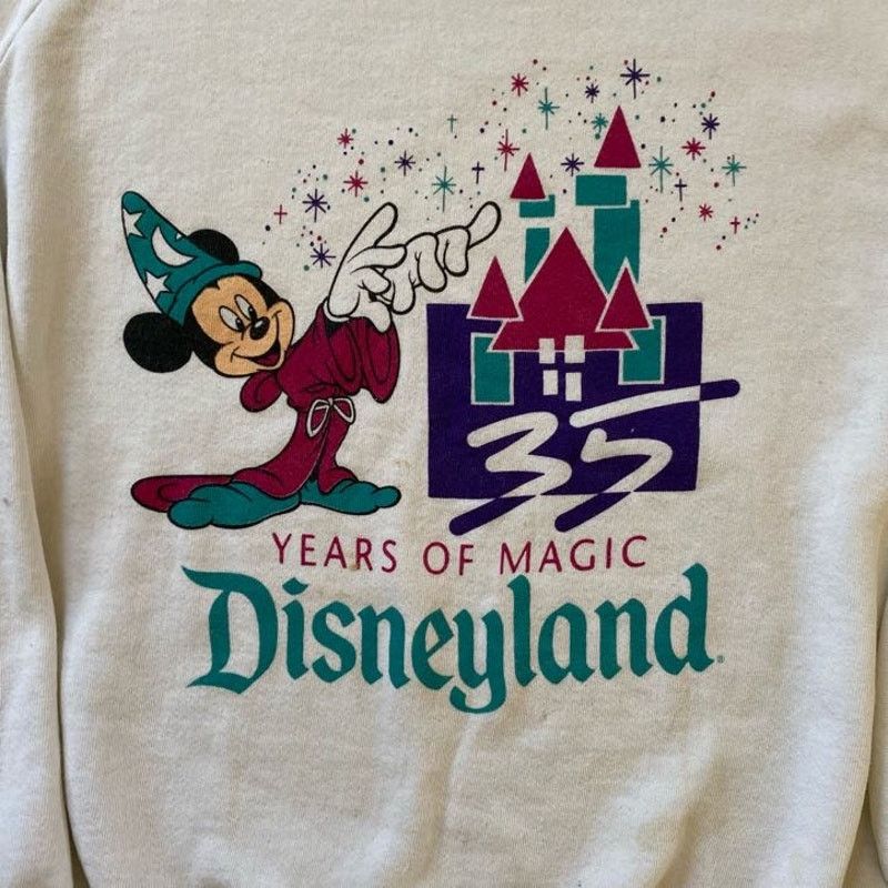 Disney Vintage Disneyland Years of Magic Crew Neck Size US XL / EU 56 / 4 - 2 Thumbnail