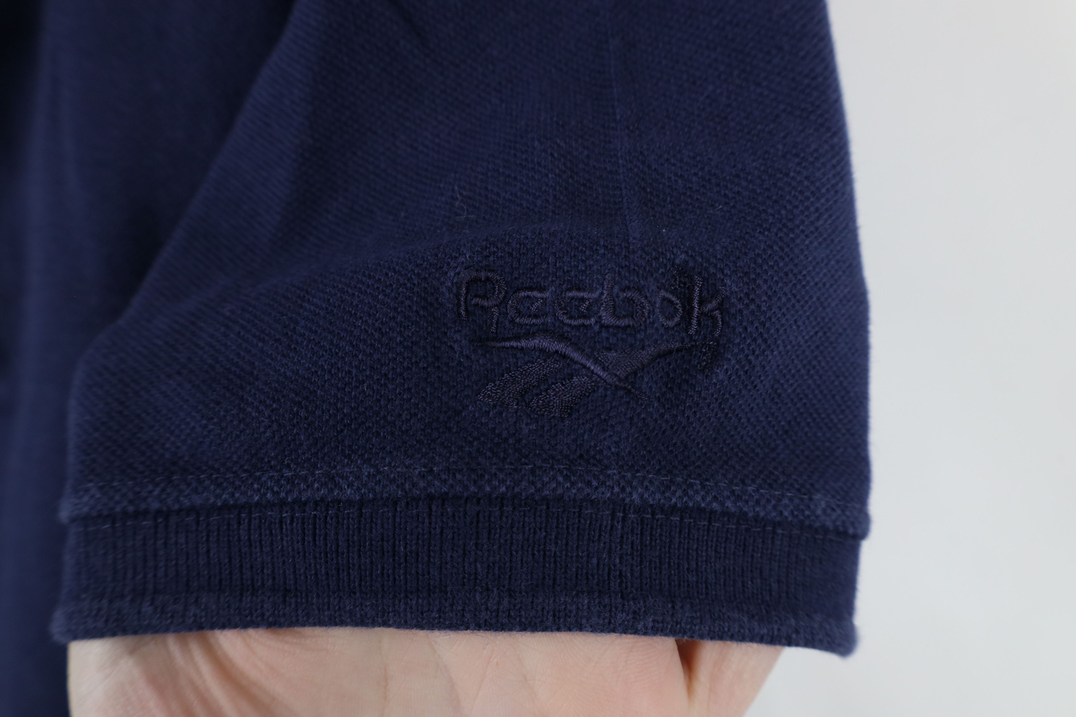 Reebok × Vintage Vintage 90s Reebok Spell Out Collared Polo Shirt Navy Blue Size M / US 6-8 / IT 42-44 - 4 Thumbnail