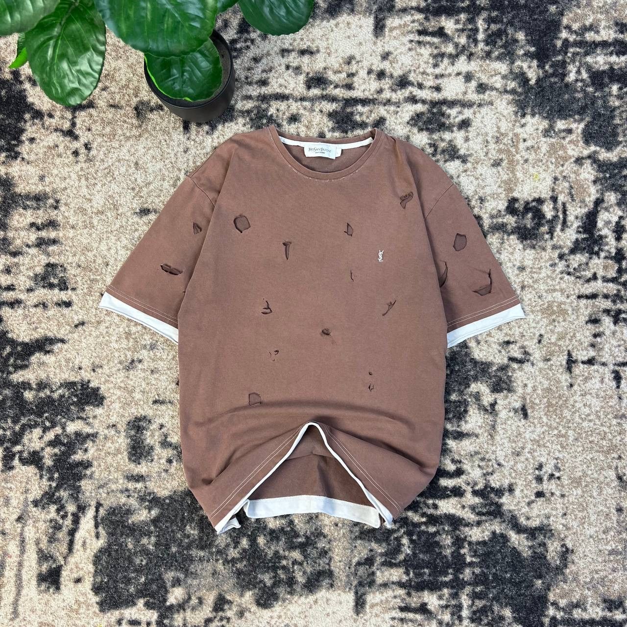Yves Saint Laurent Yves Saint Laurent Luxury Distressed T-Shirt 1TS12 Size US L / EU 52-54 / 3 - 1 Thumbnail