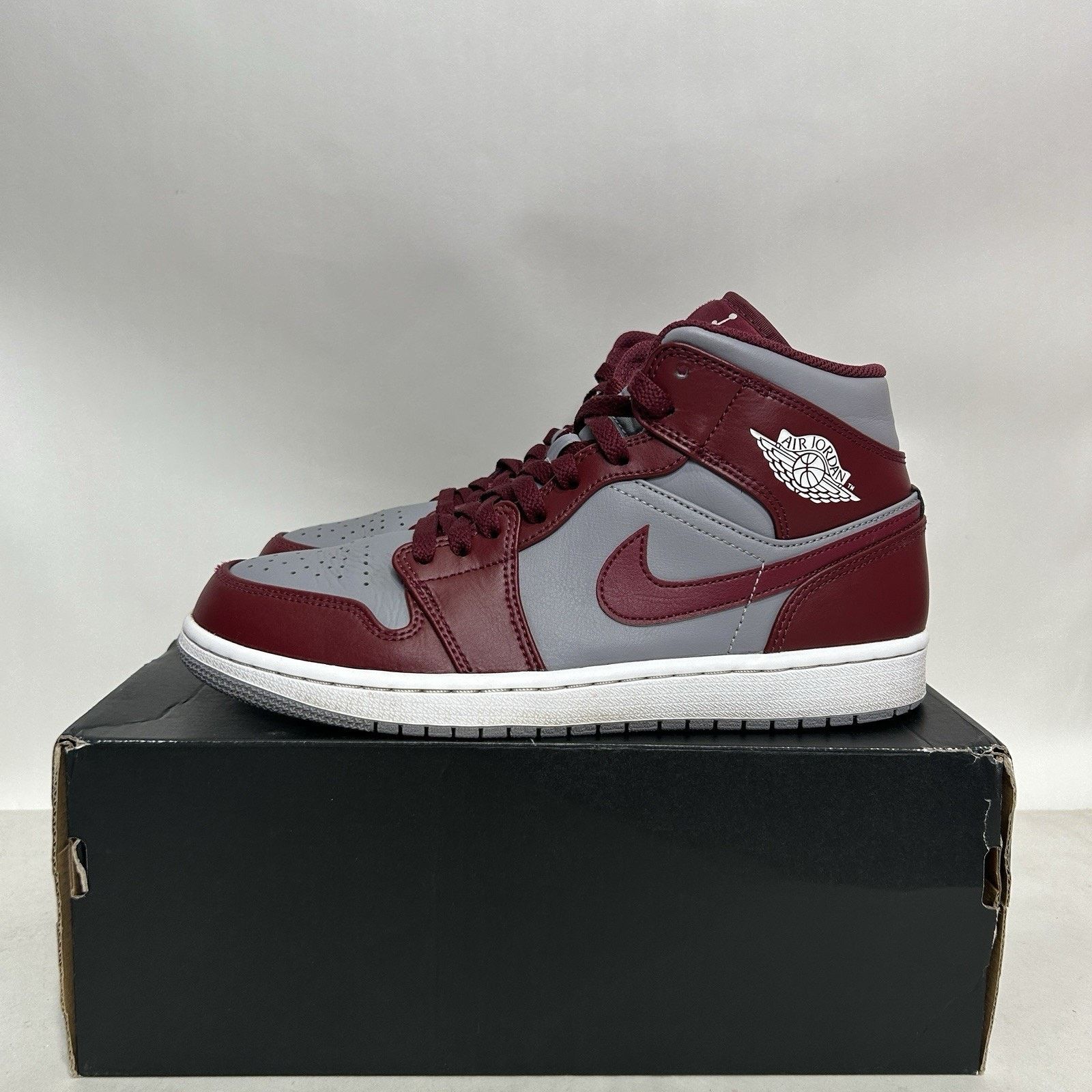 Jordan Brand Nike Air Jordan 1 Mid “Cherrywood/Red Grey” Size US 8.5 / IT 38.5 - 5 Thumbnail