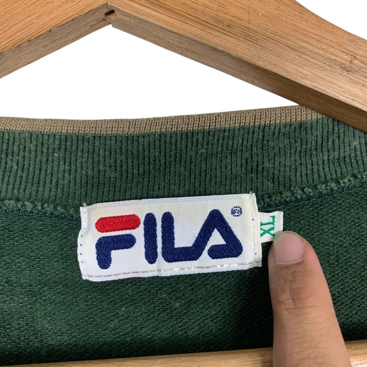Fila 90’s FILA Short Sleeve Green V Neck Sweatshirt #2399-C107 Size US XL / EU 56 / 4 - 9 Thumbnail