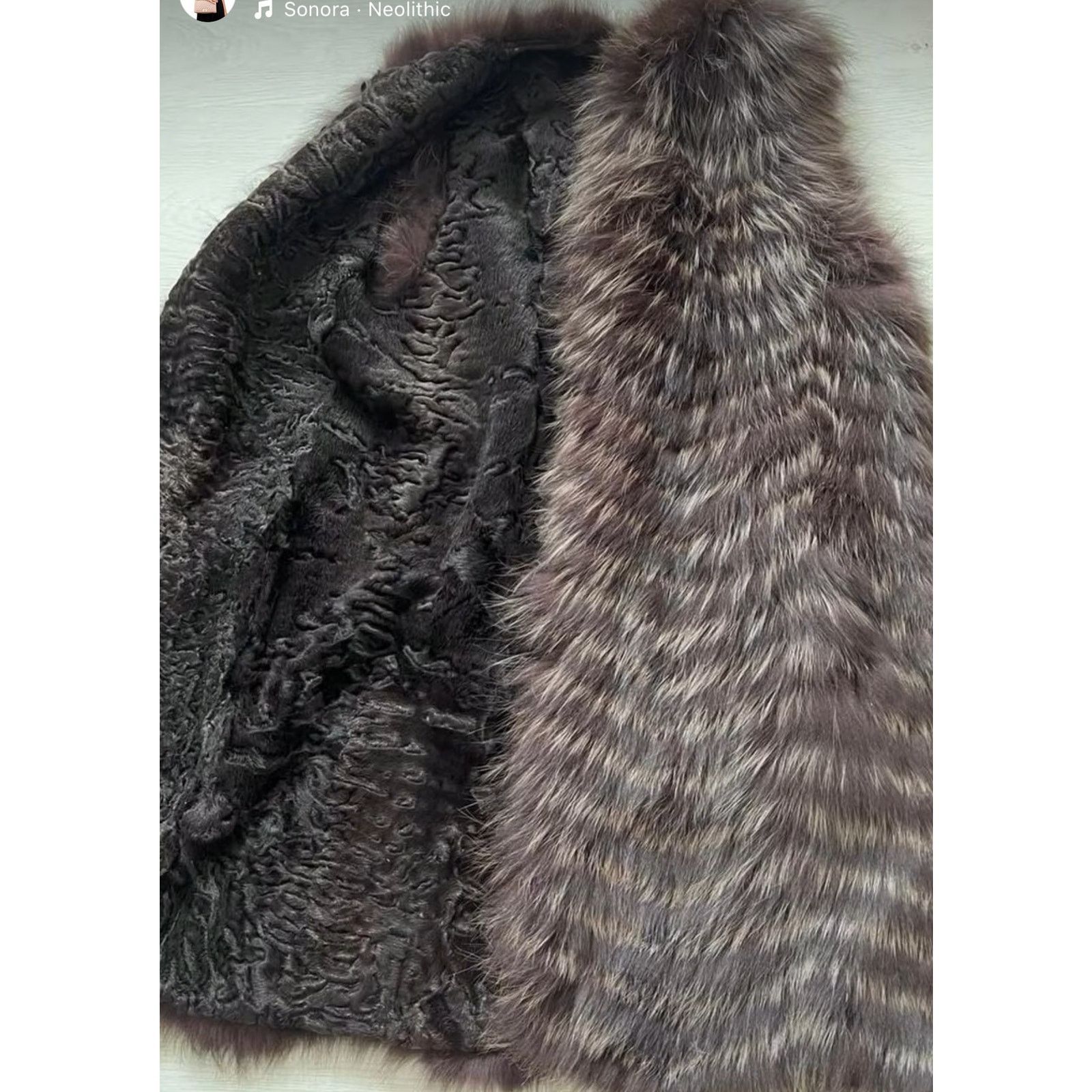Dior Christian Dior Sleeveless Fox Fur Coat Size 38 - Excellent Size S / US 4 / IT 40 - 5 Thumbnail