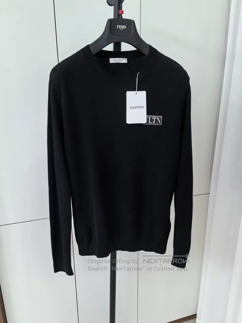 Valentino Men's knitwear