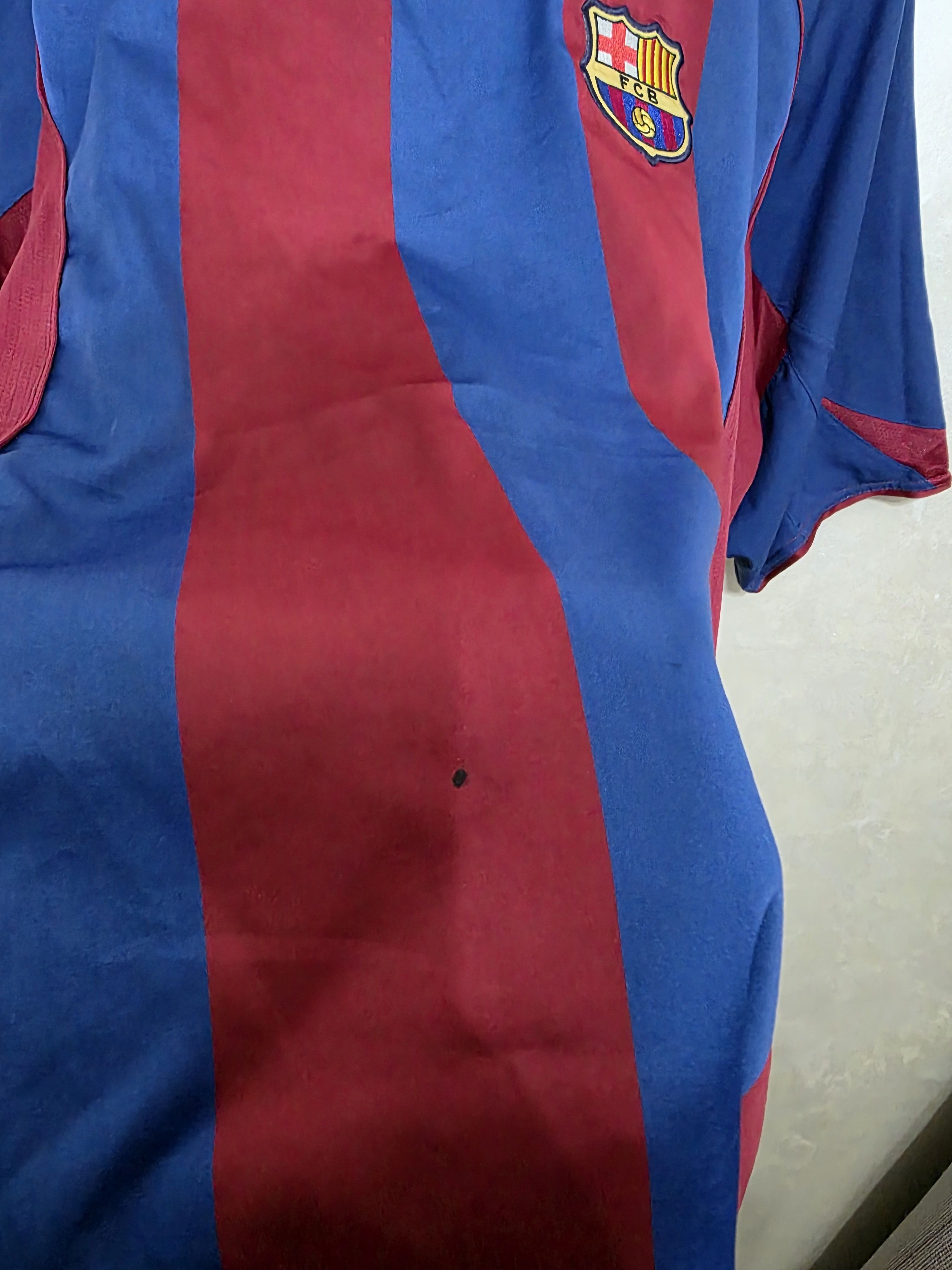 Nike FC Barcelona 2004/05 Home Football Shirt Nike Size XL Size US XL / EU 56 / 4 - 7 Thumbnail