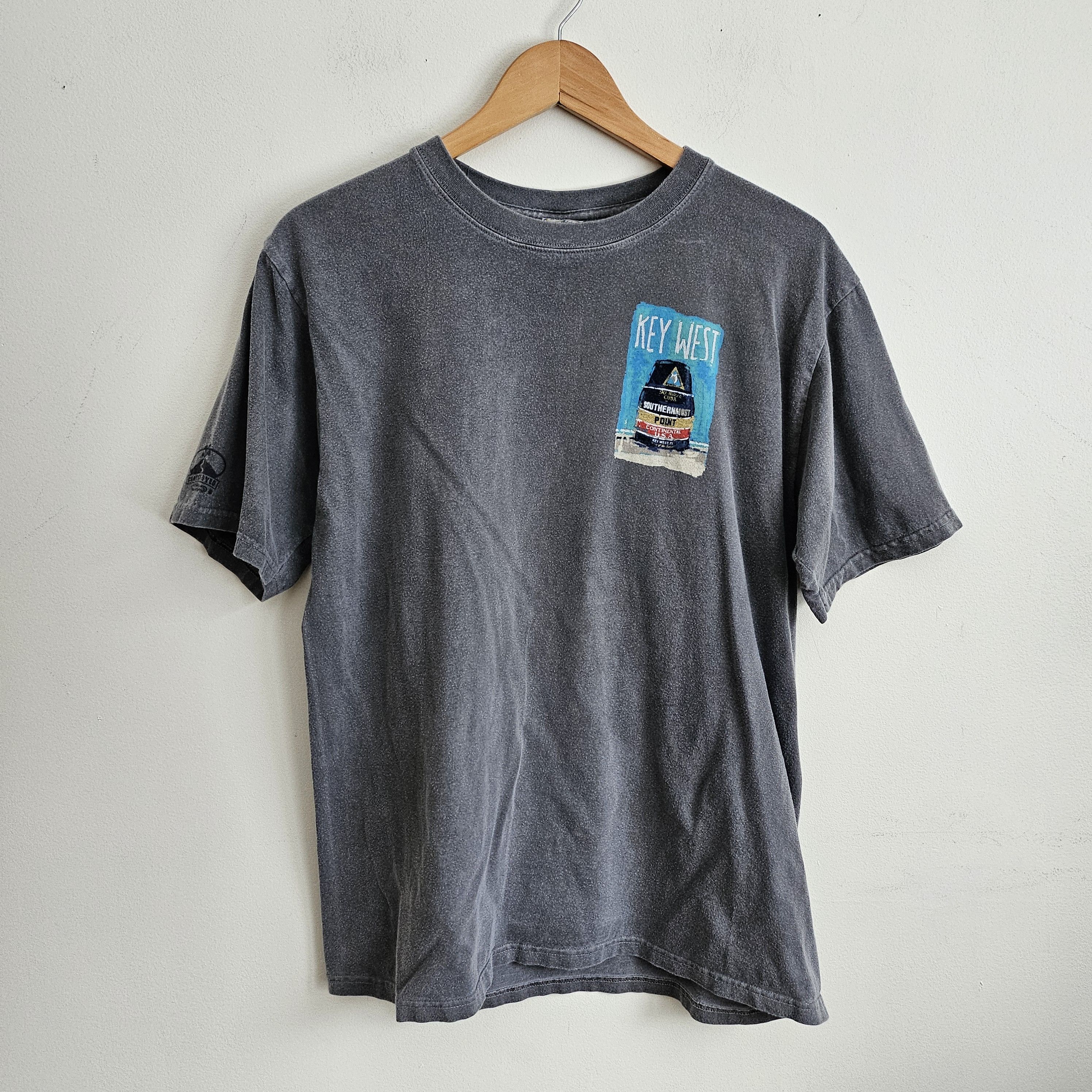 Vintage Vtg Crazy Shirts Hawai'i Original Key West T shirt Size US M / EU 48-50 / 2 - 2 Thumbnail